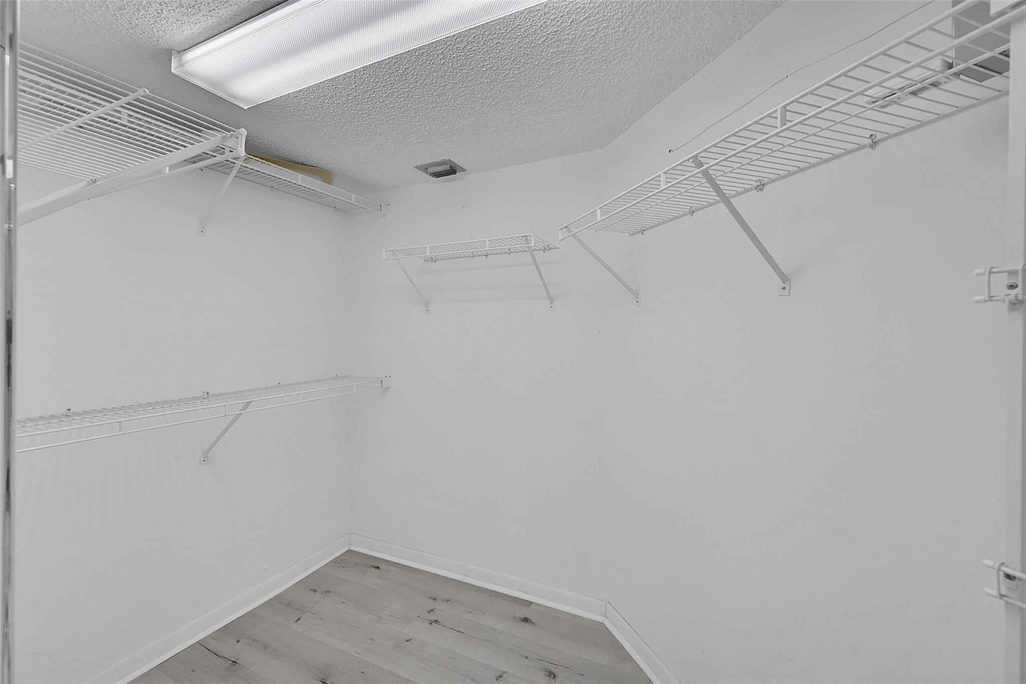 1604 Abaco Dr F4