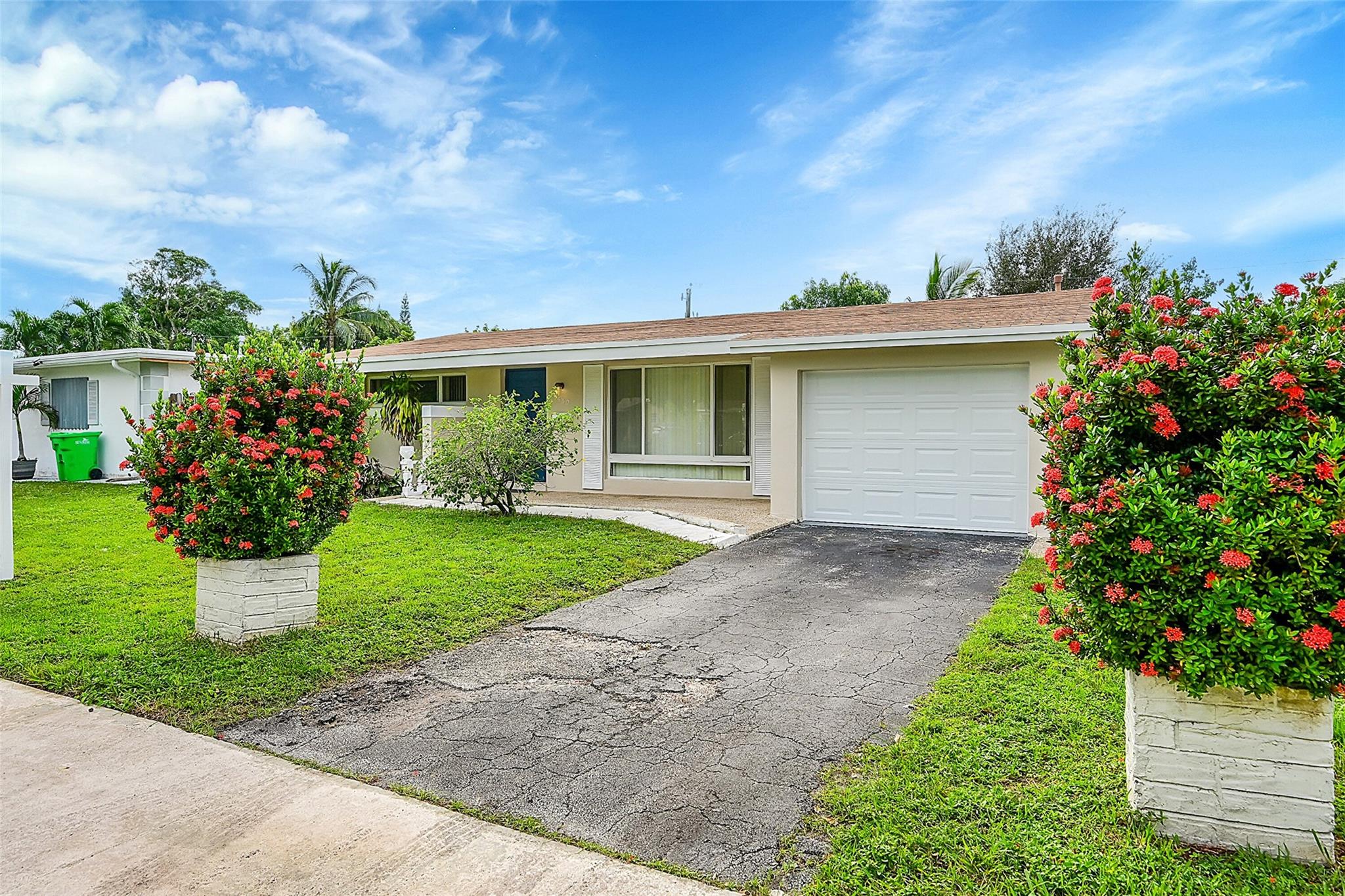 7550 Sunset Strip