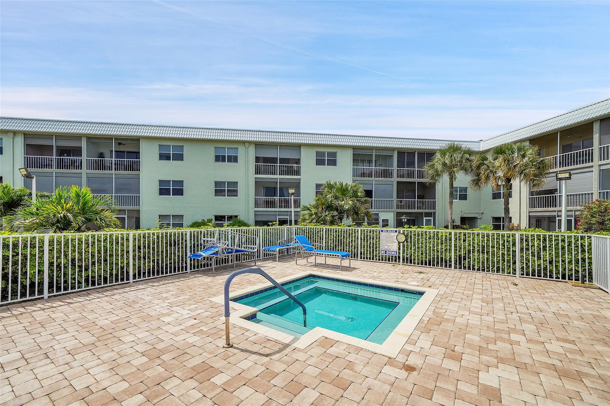 9856 Marina Blvd 1314