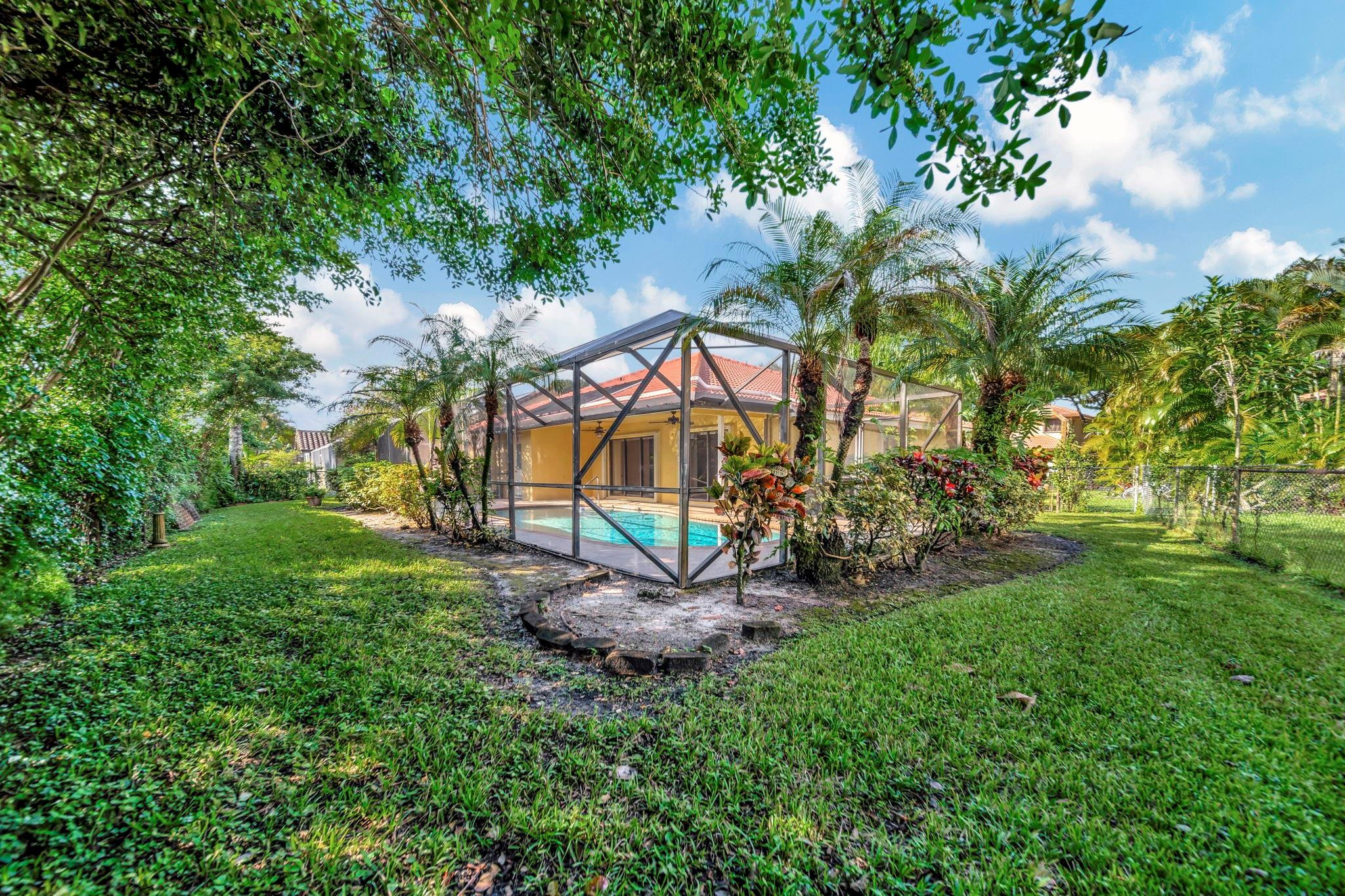 4751 NW 58 TER