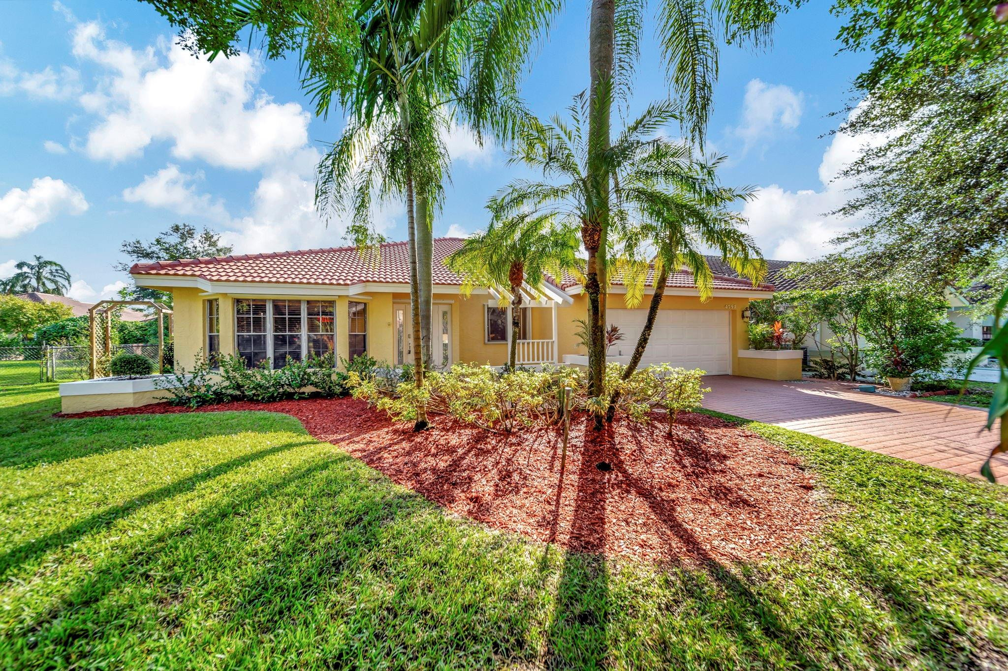 4751 NW 58 TER