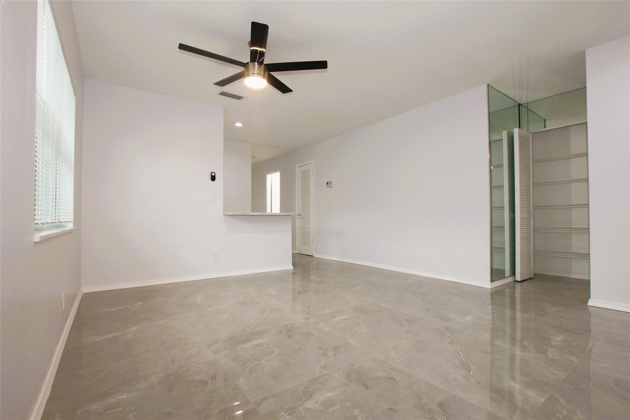 13749 Date Palm Ct D