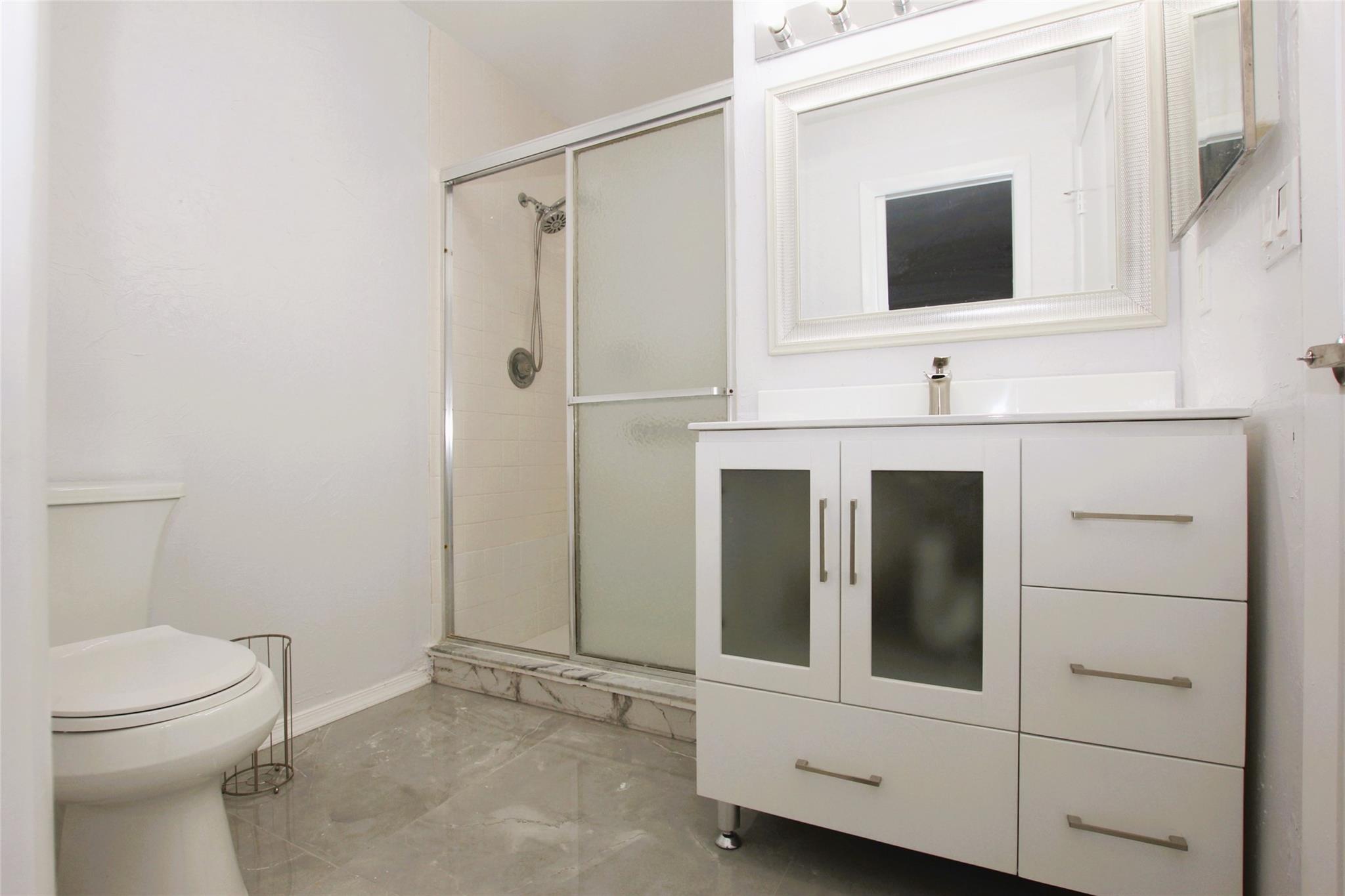 13749 Date Palm Ct D