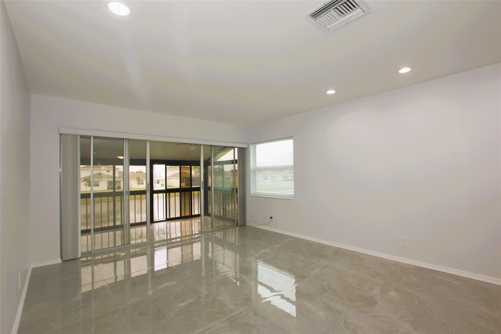 13749 Date Palm Ct D