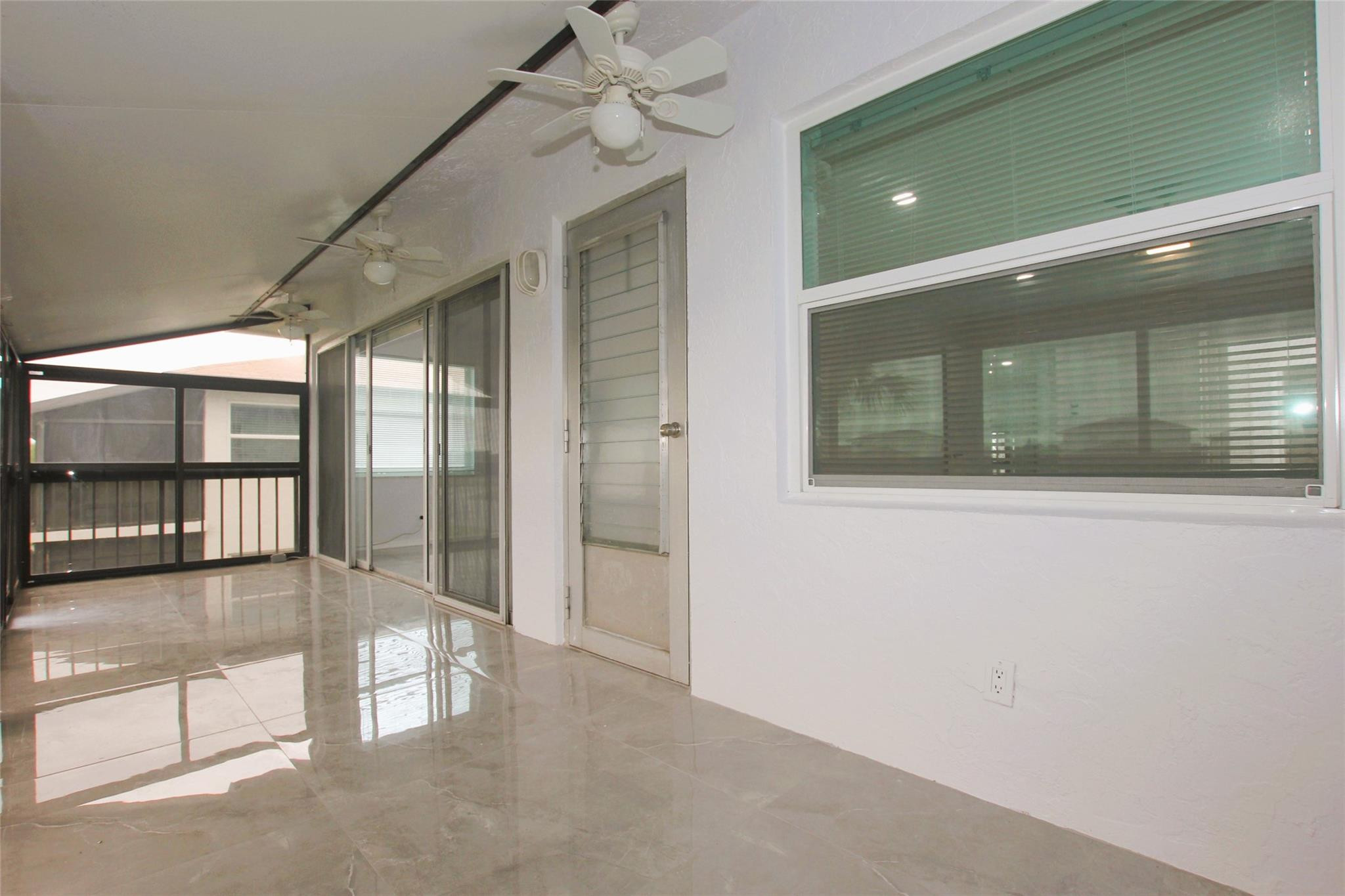 13749 Date Palm Ct D