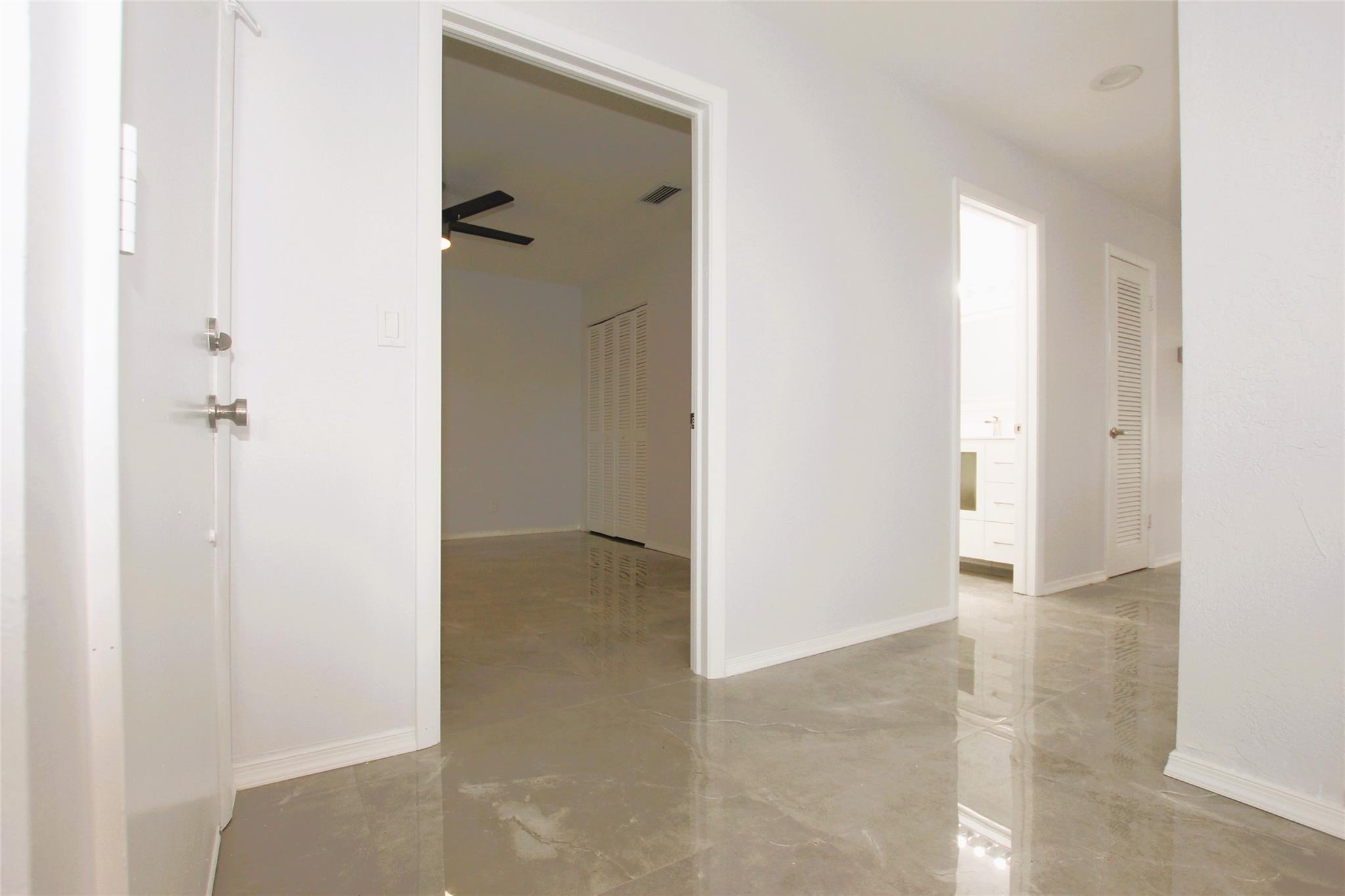 13749 Date Palm Ct D