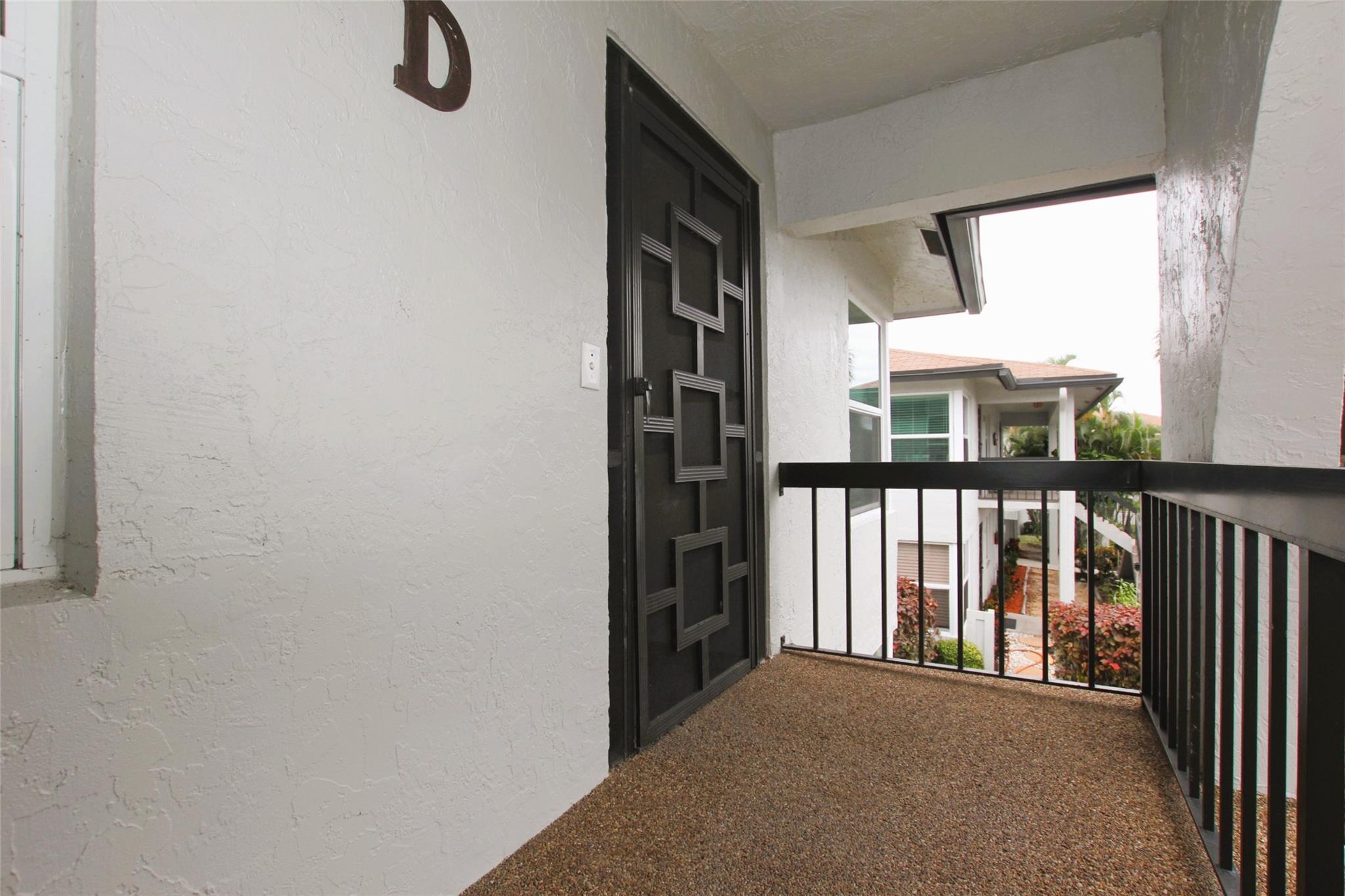 13749 Date Palm Ct D