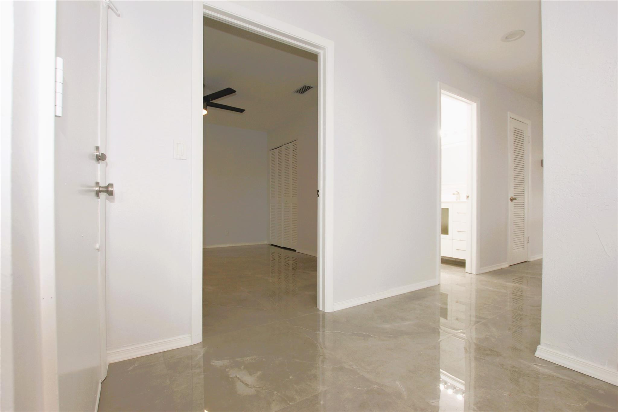 13749 Date Palm Ct D