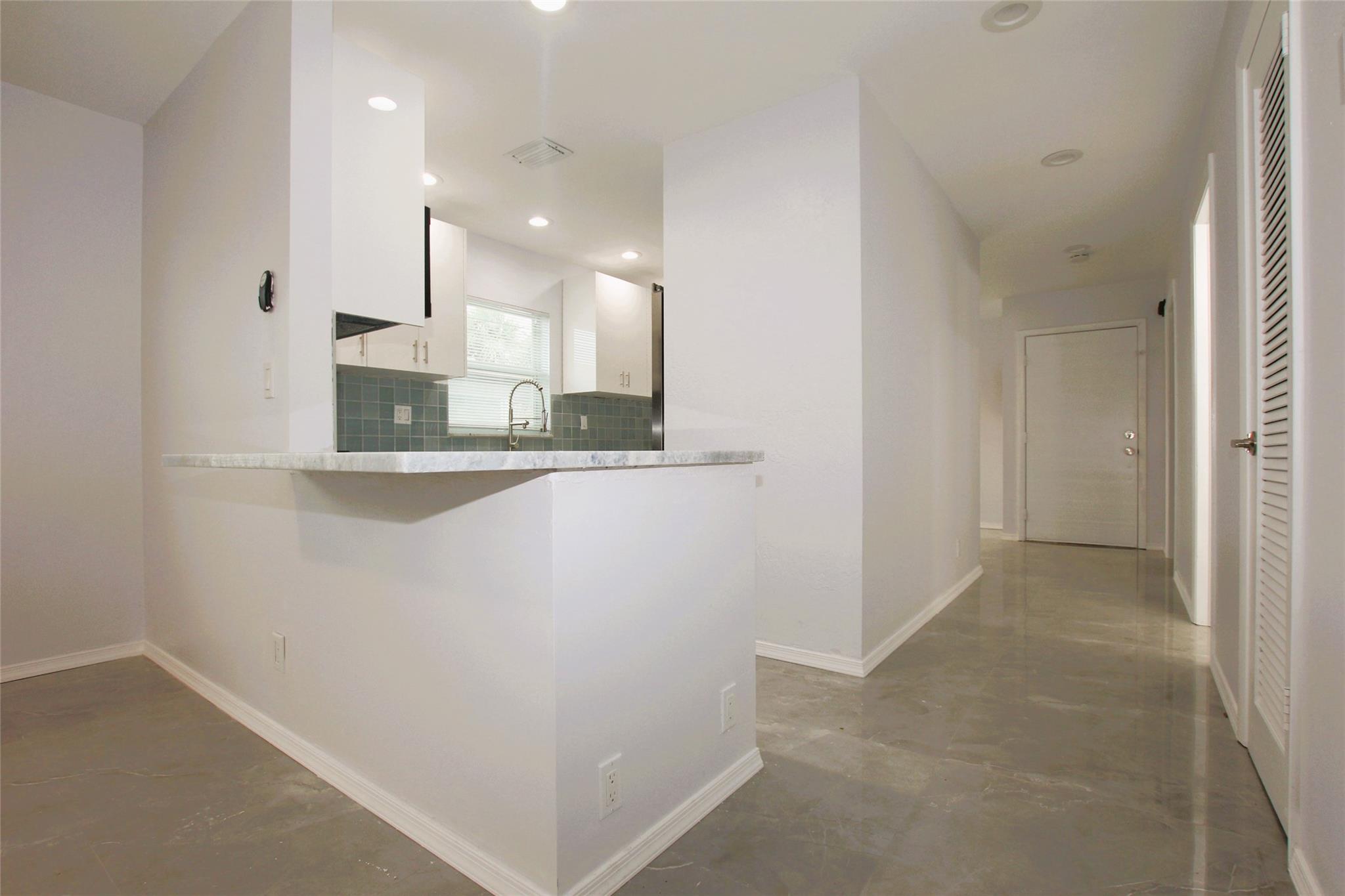 13749 Date Palm Ct D