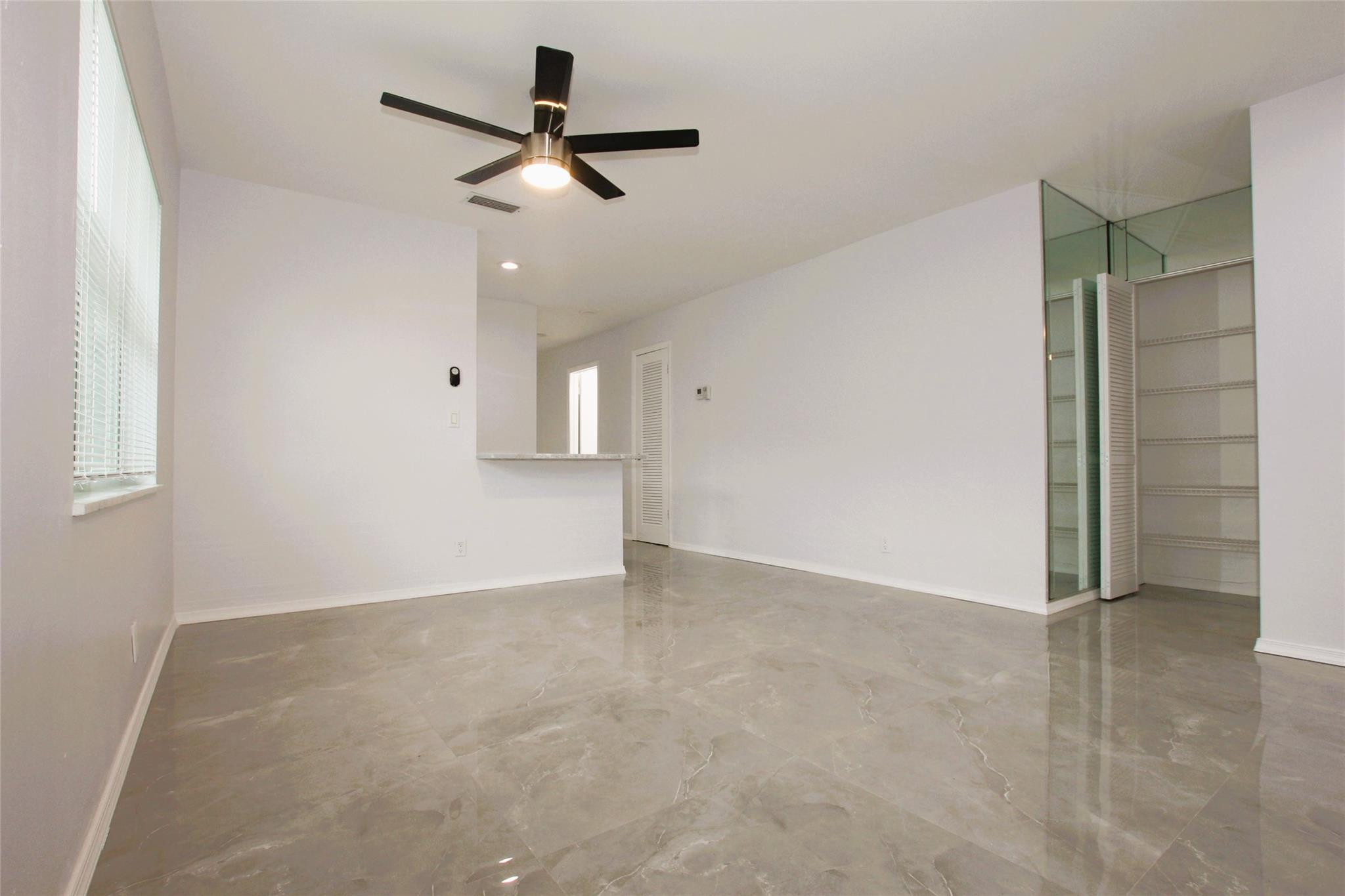 13749 Date Palm Ct D