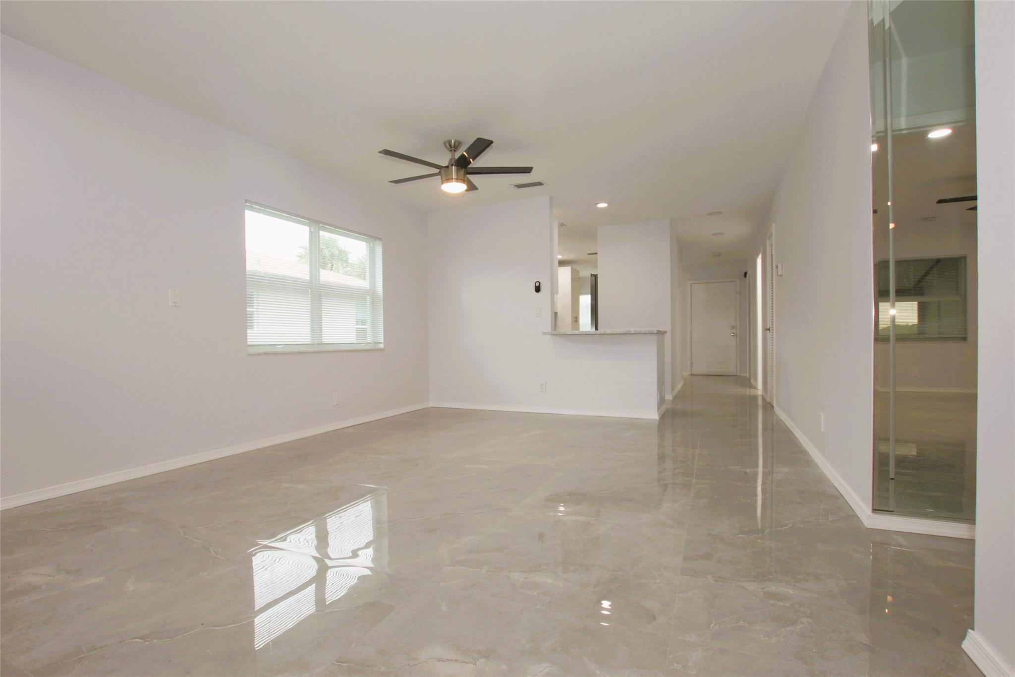 13749 Date Palm Ct D