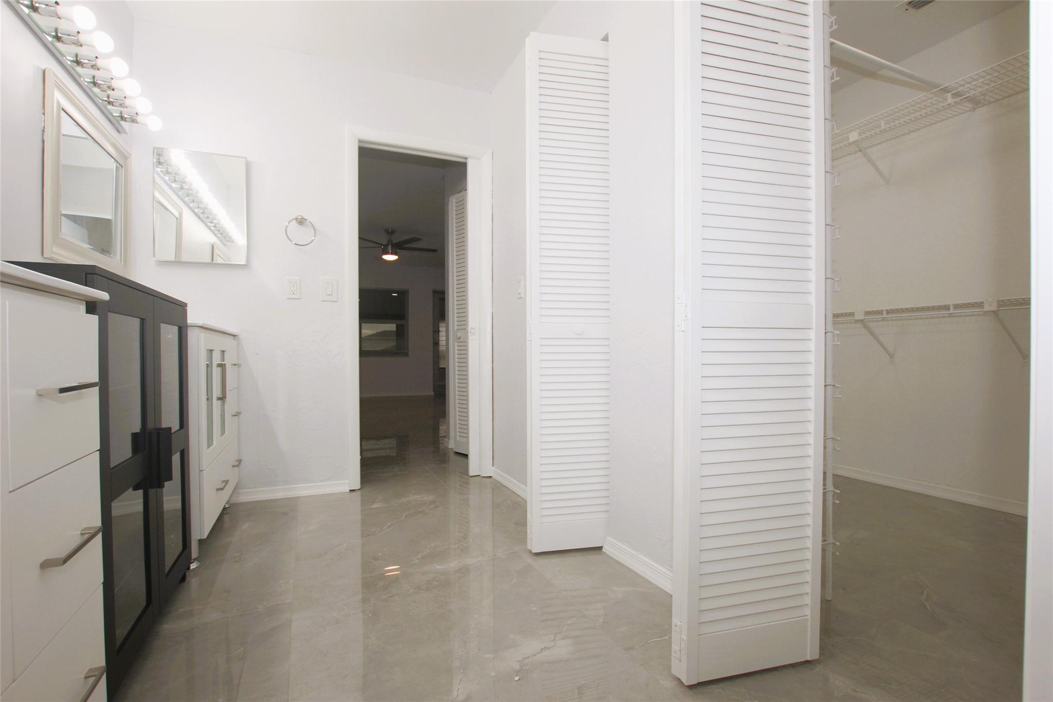 13749 Date Palm Ct D