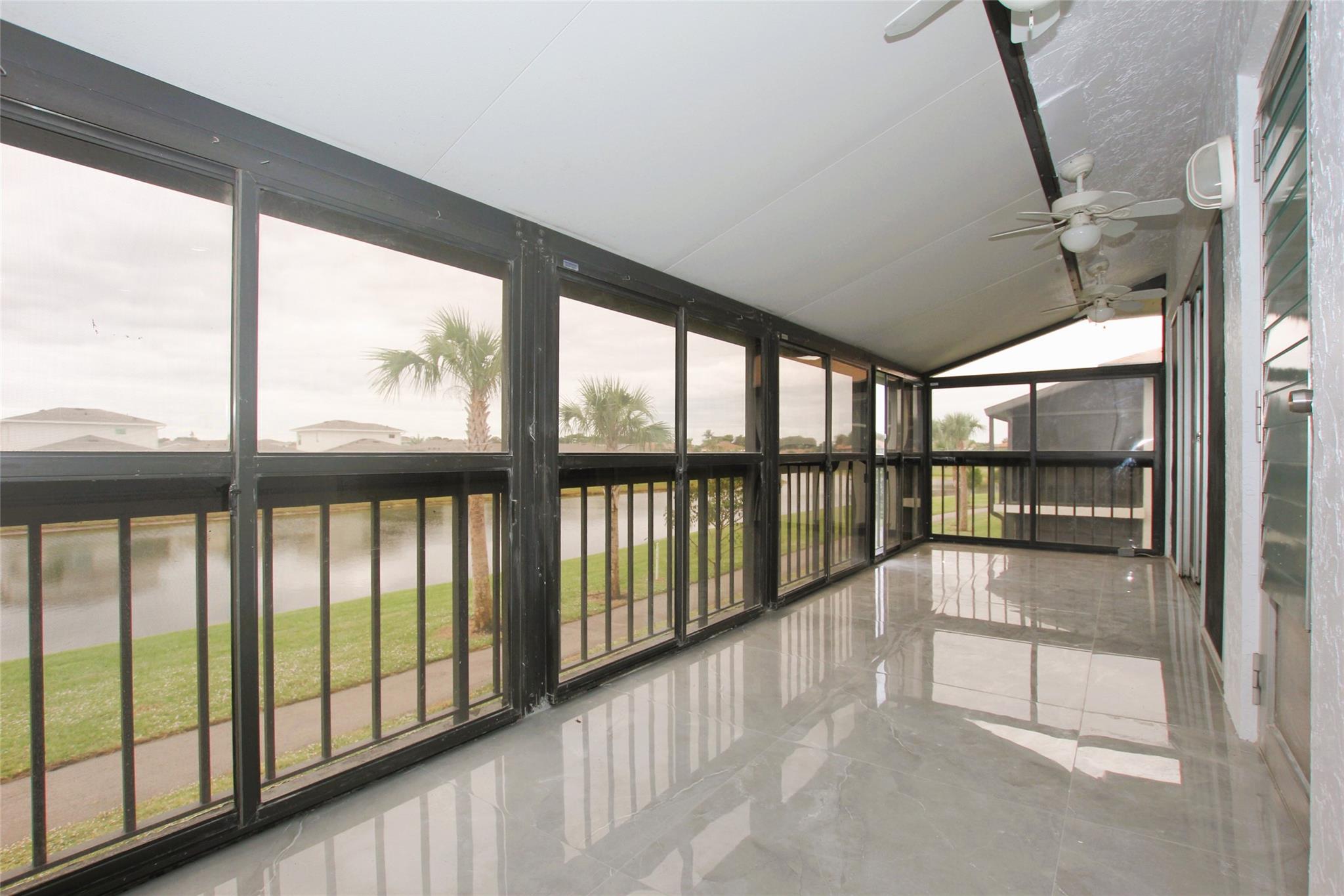 13749 Date Palm Ct D