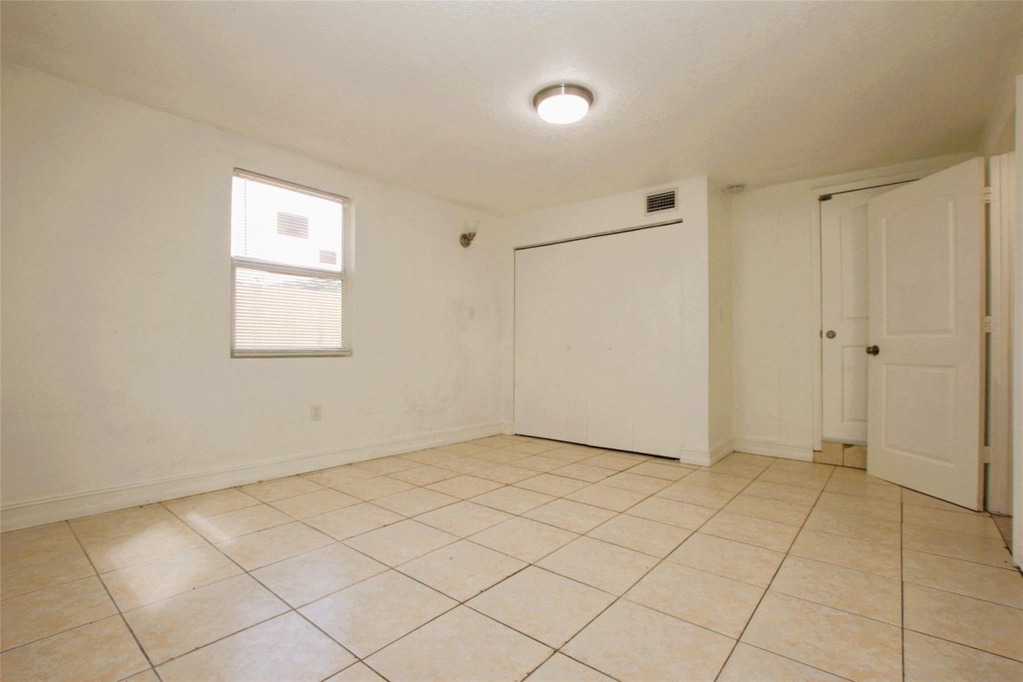 1545 NW 15th Ter BACK STUDIO