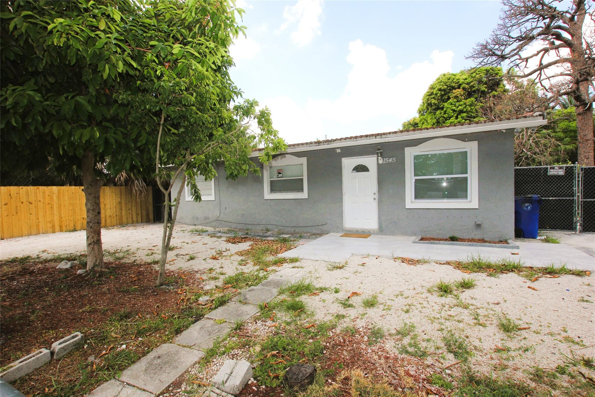 1545 NW 15th Ter BACK STUDIO