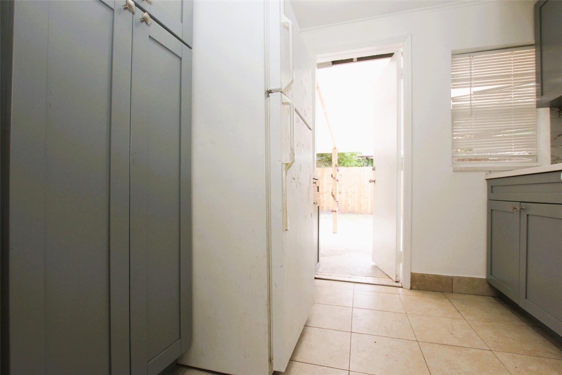 1545 NW 15th Ter BACK STUDIO