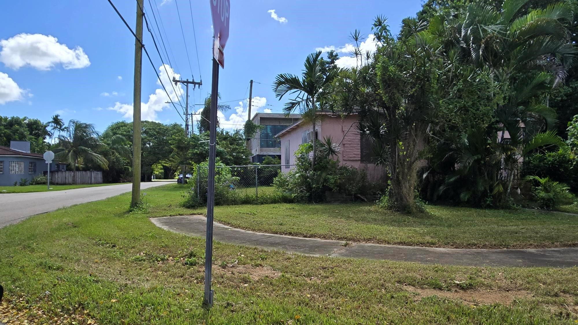 4400 SW 13th Ter