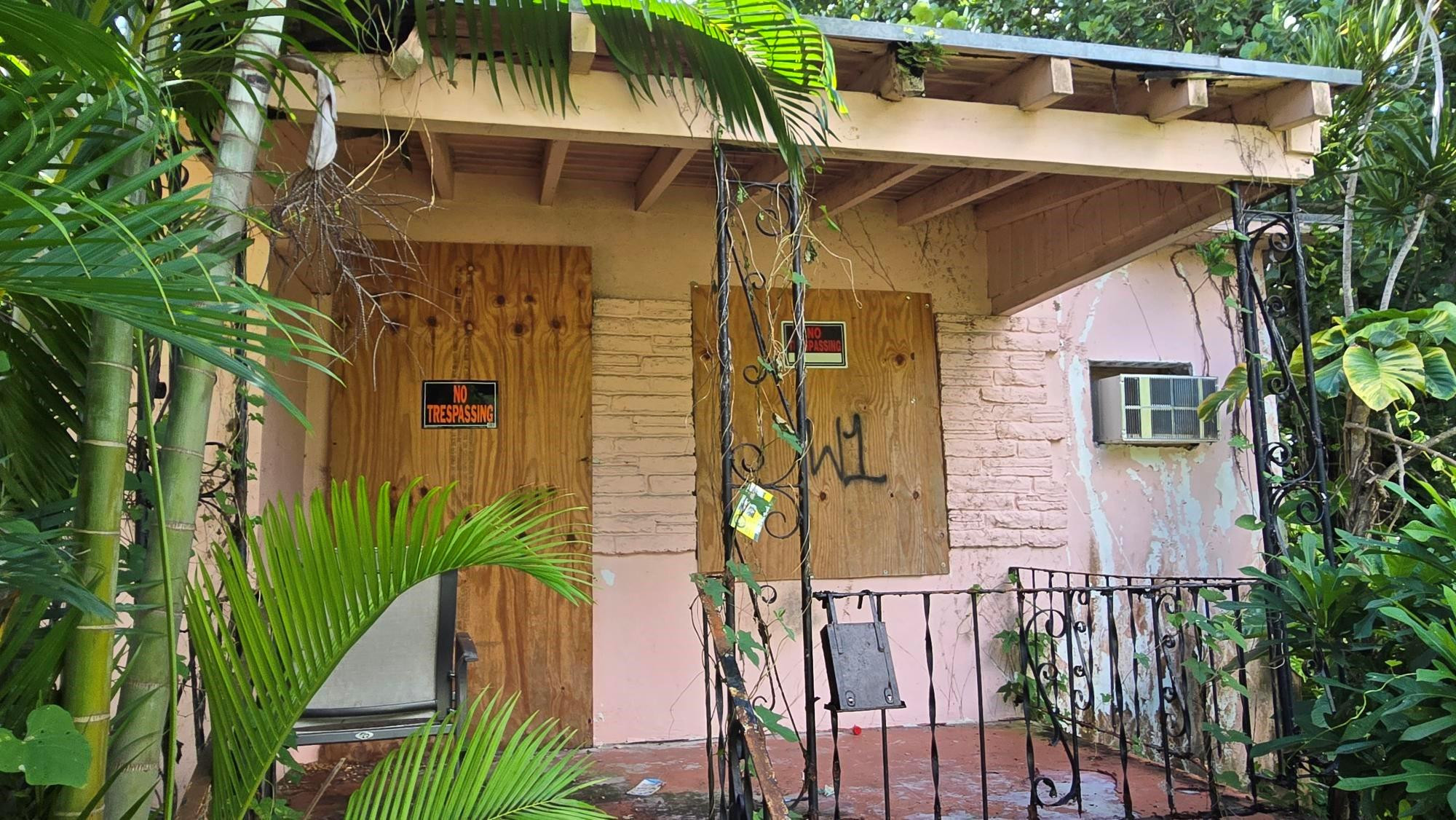 4400 SW 13th Ter