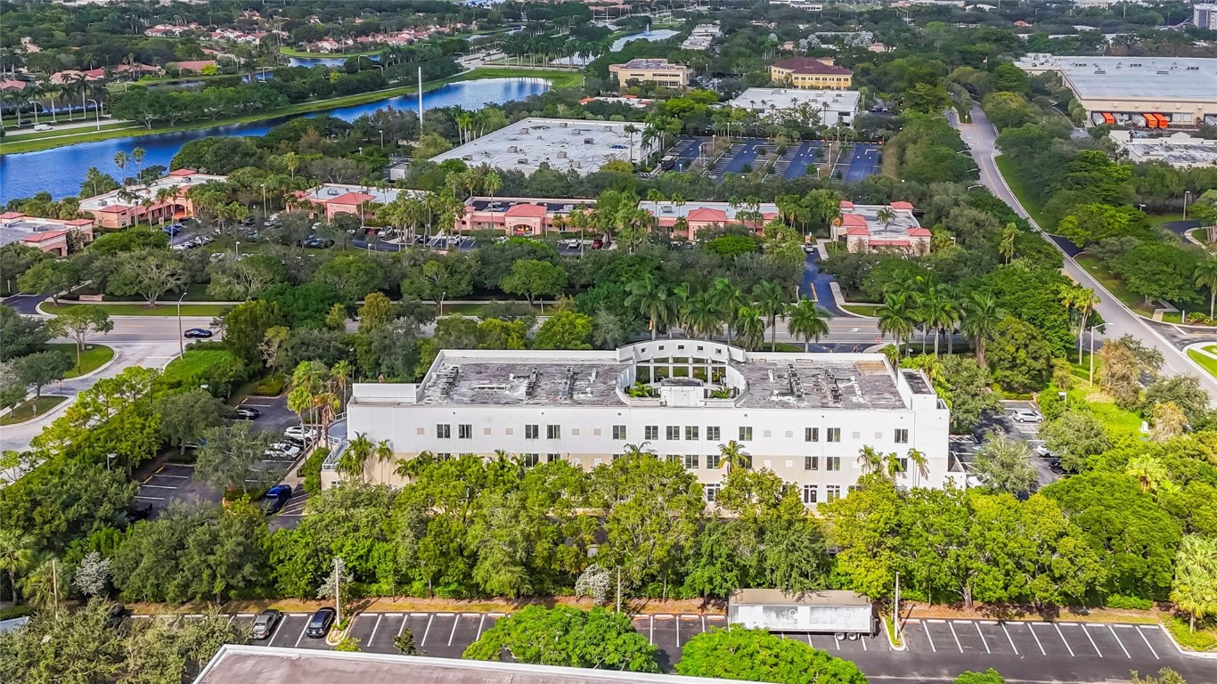 1820 N Corporate Lakes Blvd 106