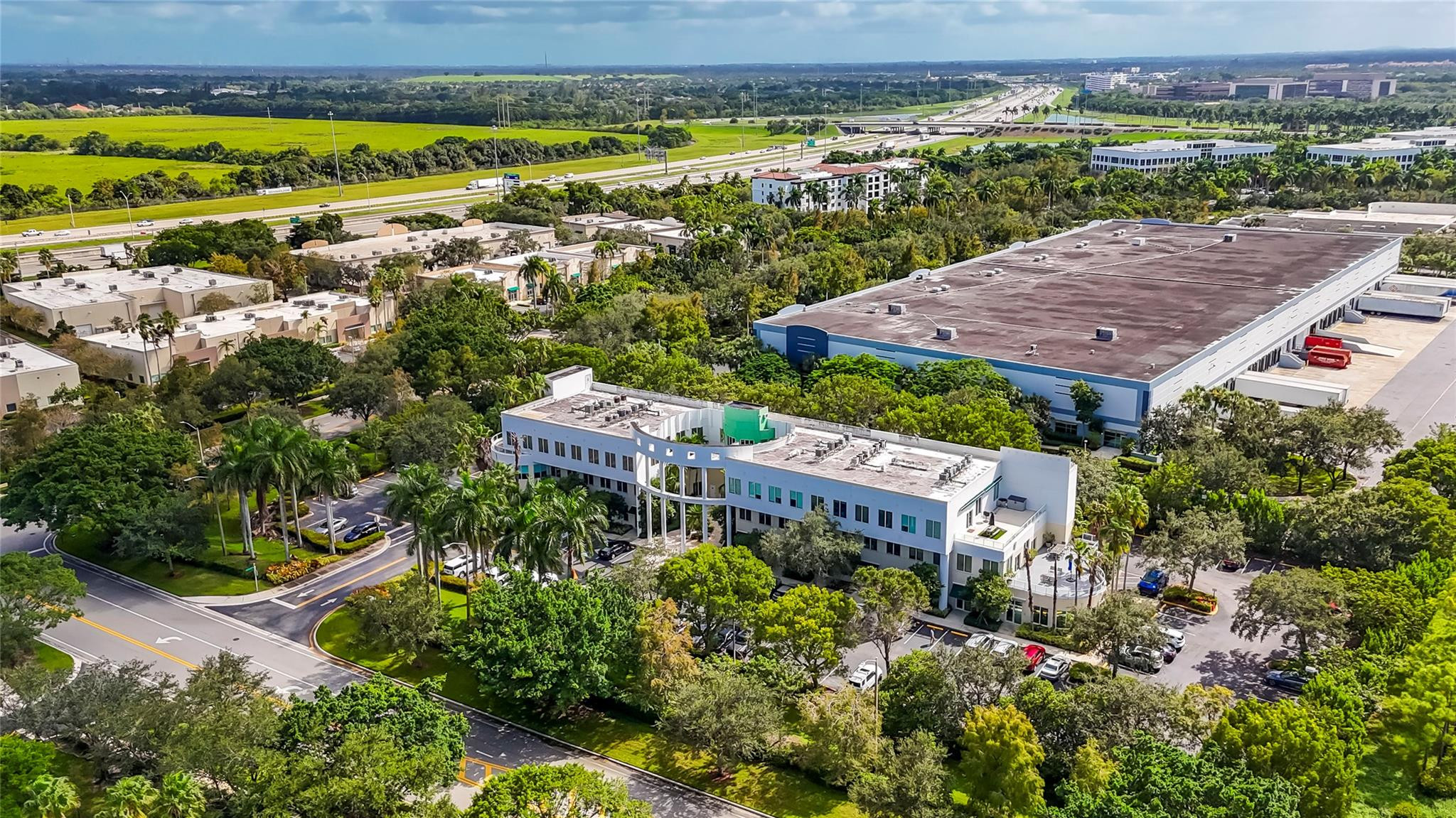 1820 N Corporate Lakes Blvd 106