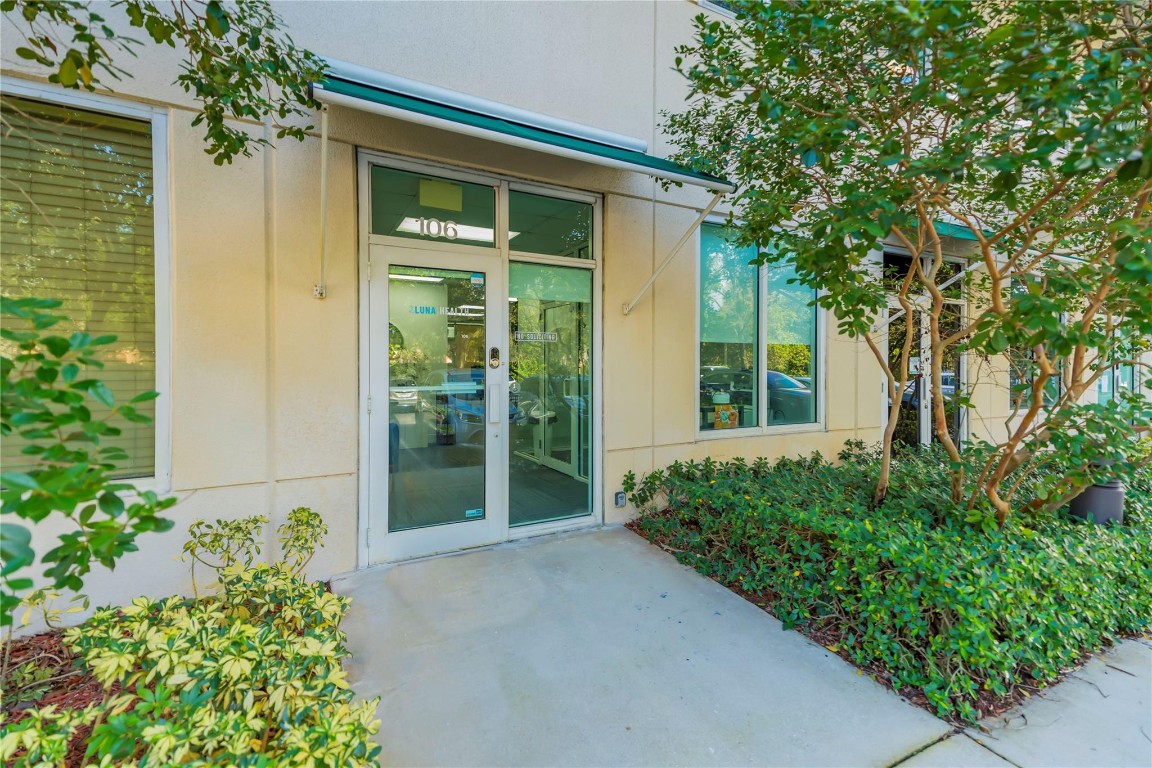 1820 N Corporate Lakes Blvd 106