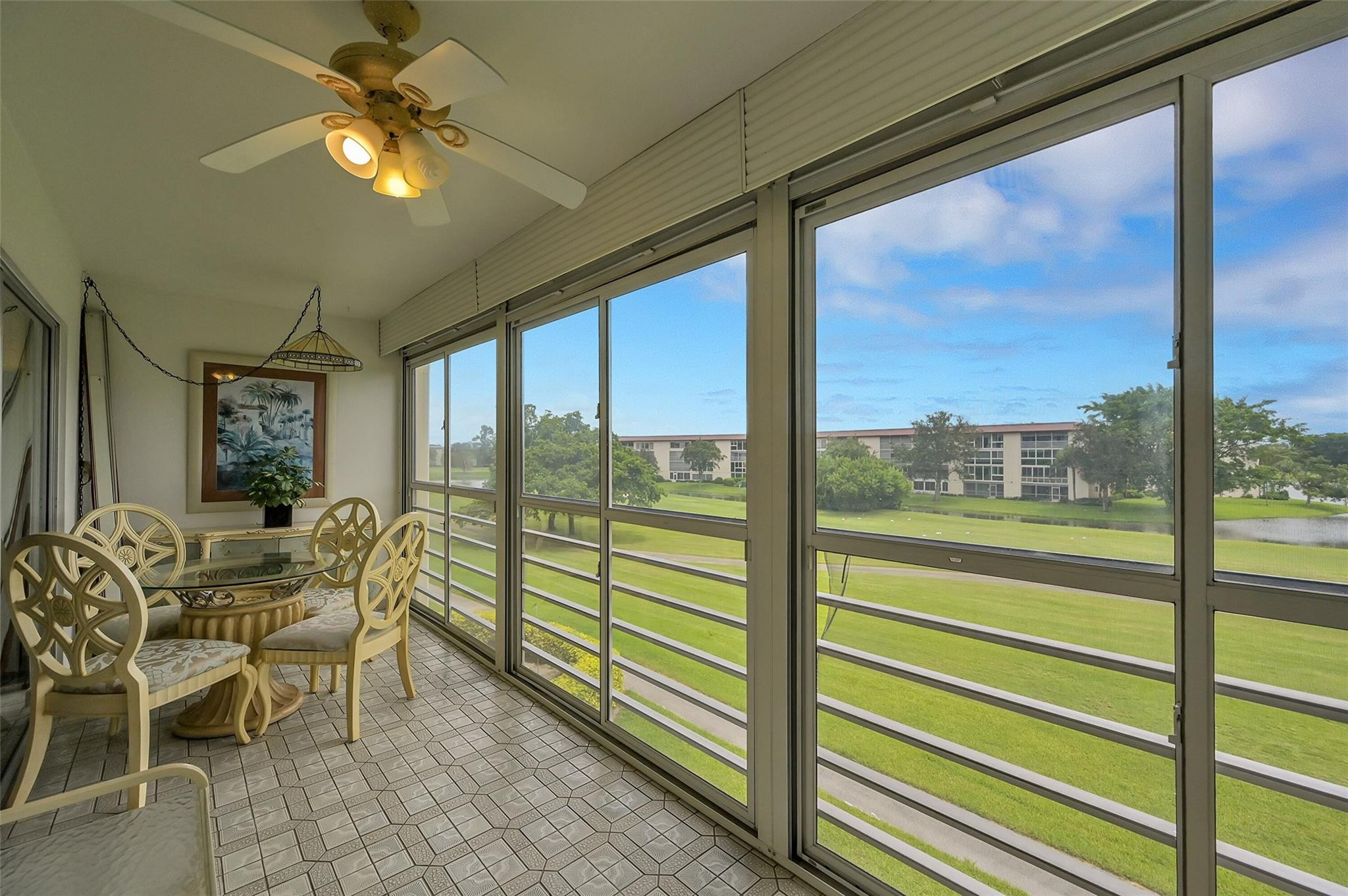 2902 Victoria Cir H3