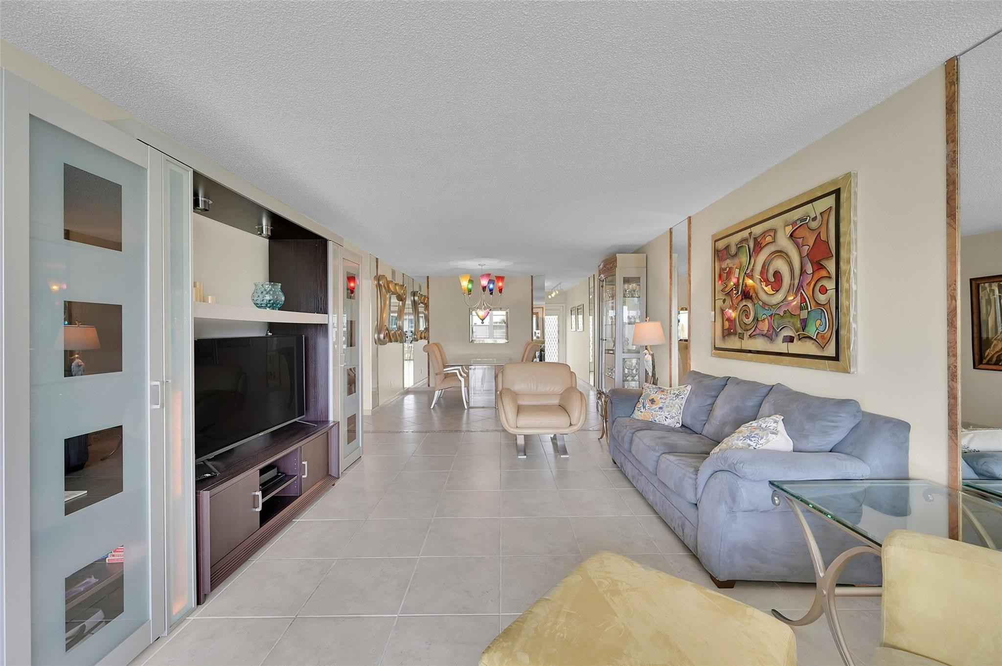 2902 Victoria Cir H3