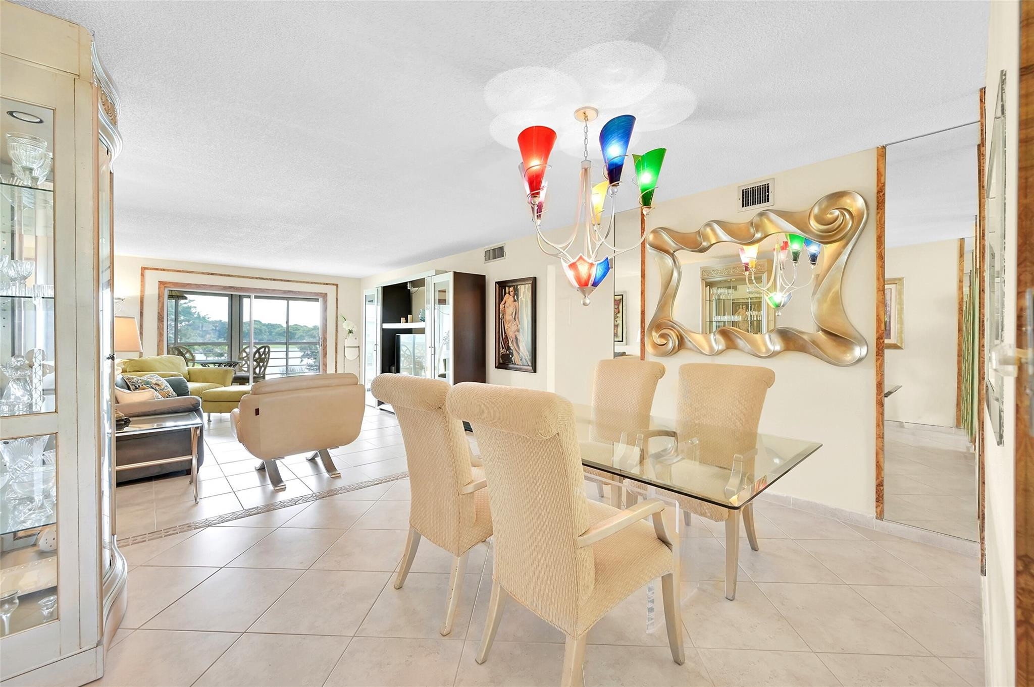 2902 Victoria Cir H3