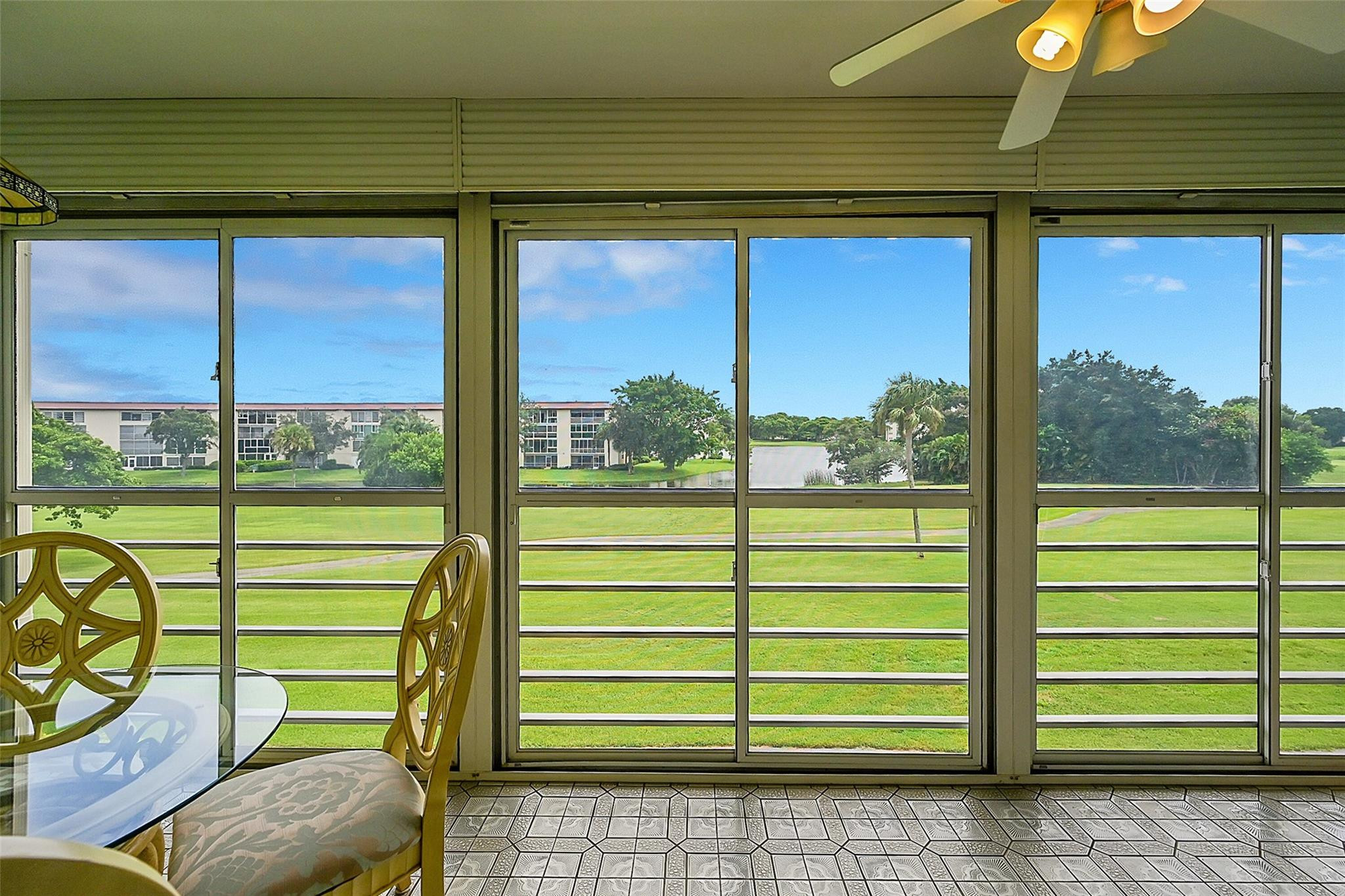 2902 Victoria Cir H3