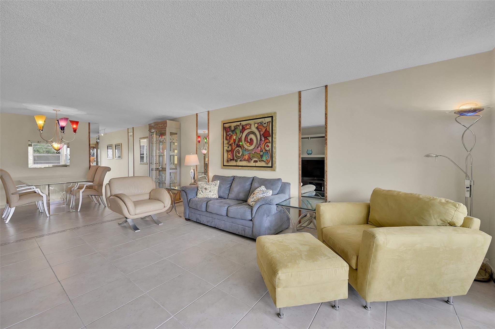 2902 Victoria Cir H3