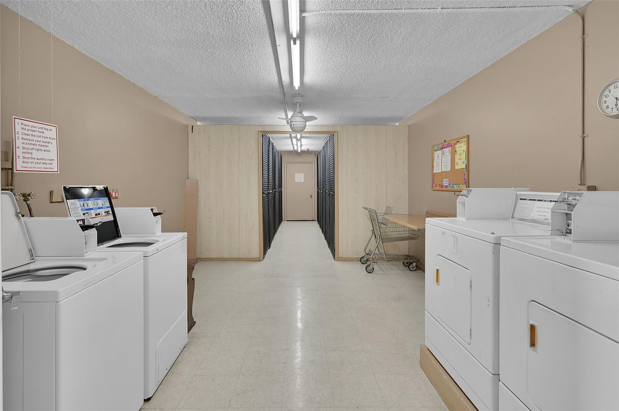 2902 Victoria Cir H3