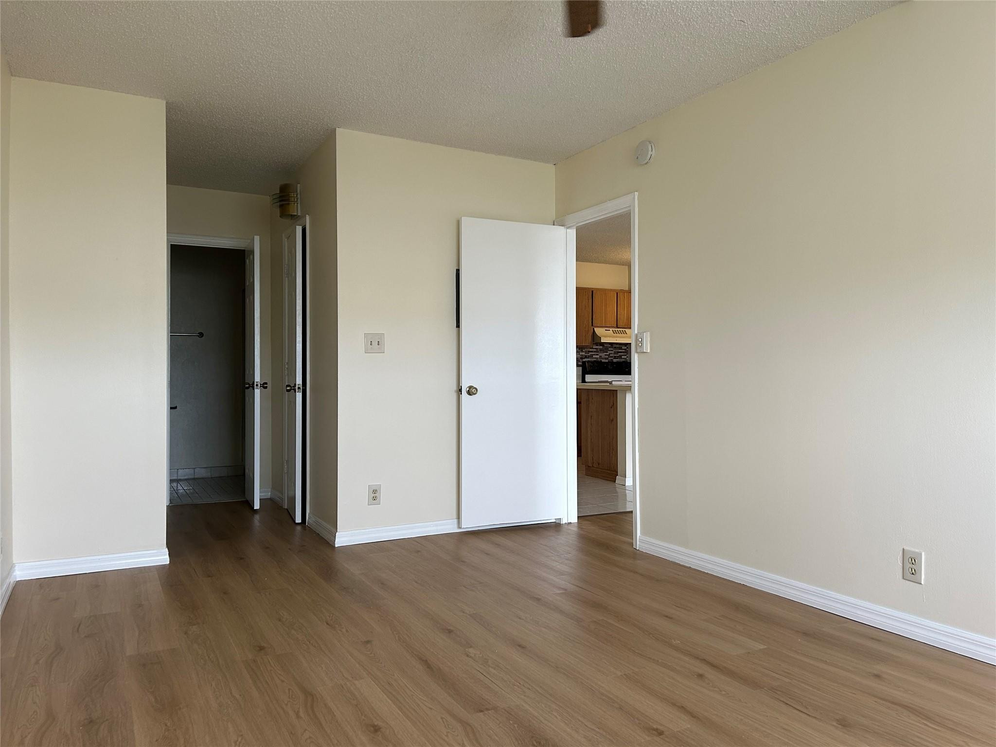 2401 RIVERSIDE DR 517