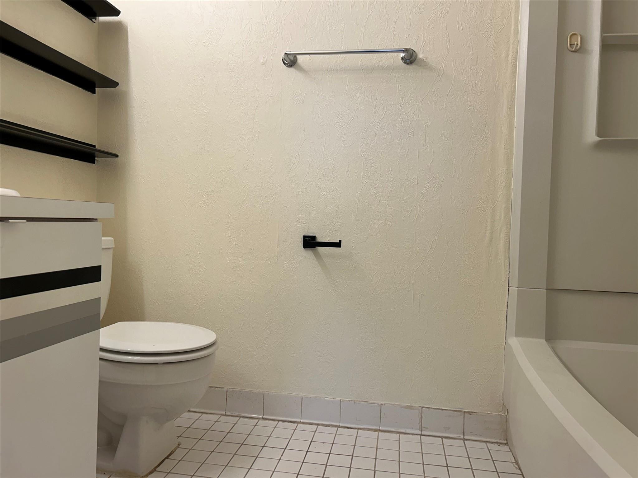 2401 RIVERSIDE DR 517