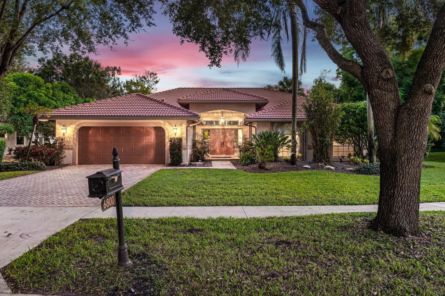 6800 NW 70th Pl