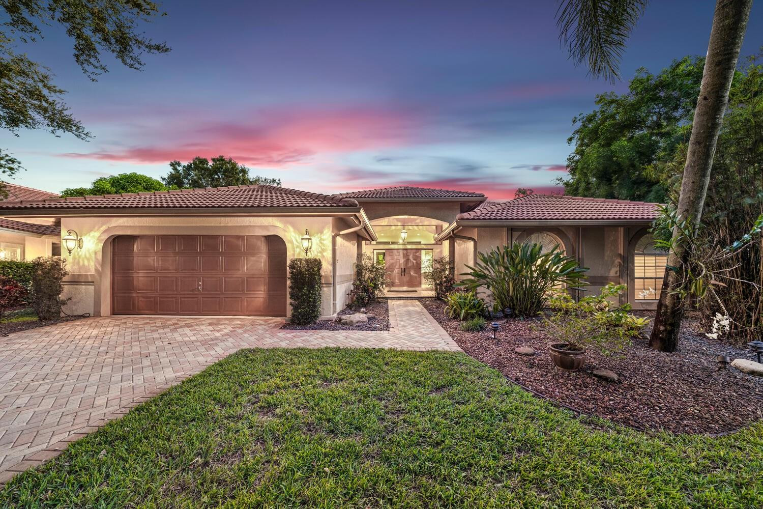 6800 NW 70th Pl