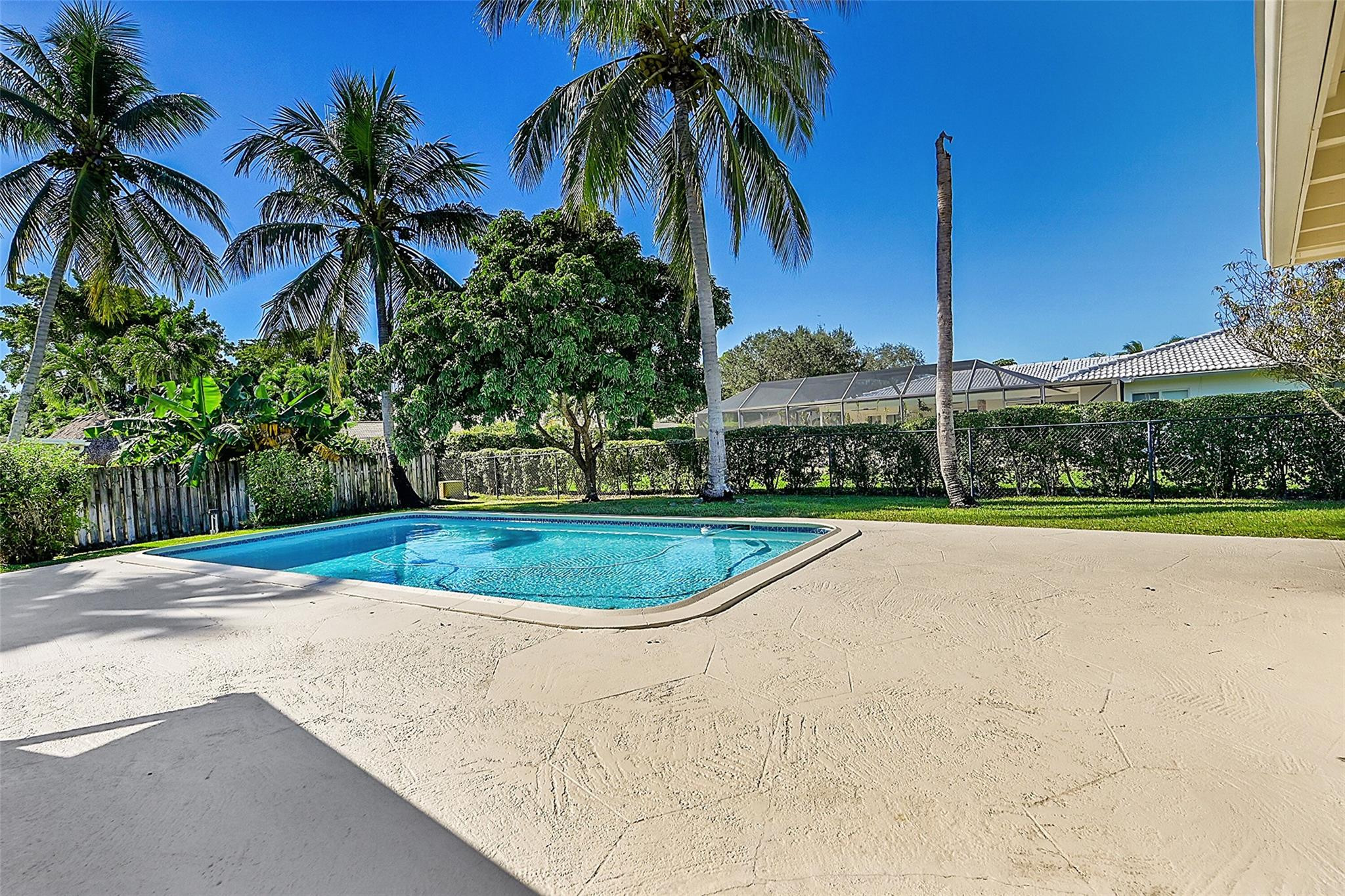 2800 NW 106th Ave