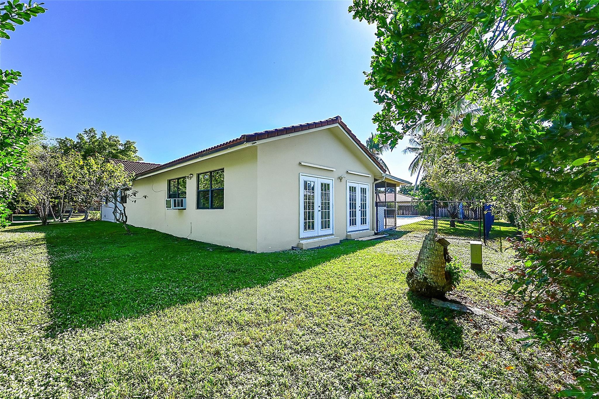 2800 NW 106th Ave