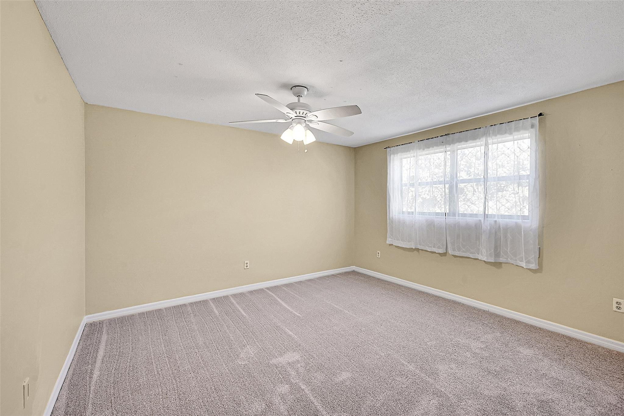 2800 NW 106th Ave