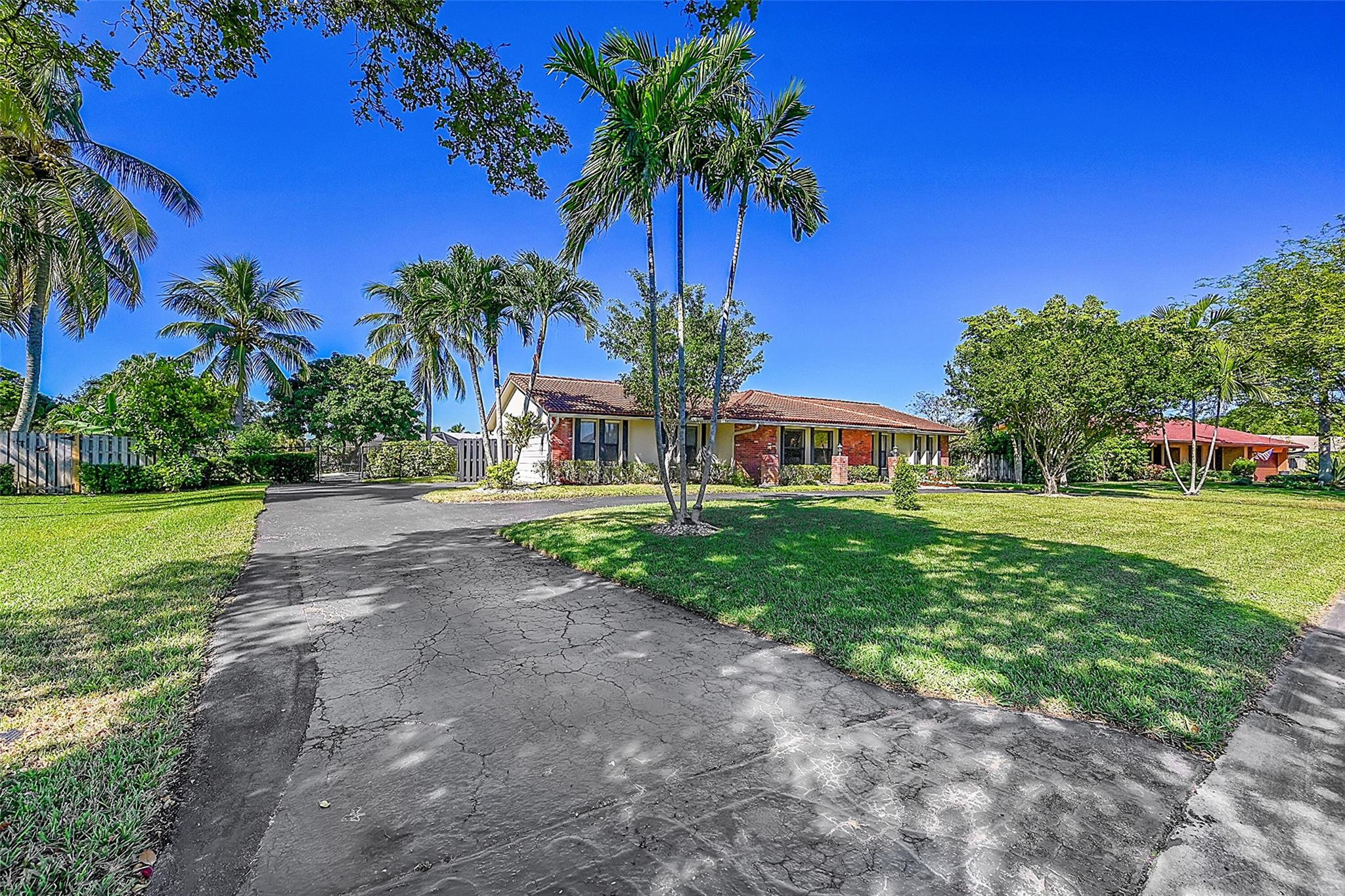 2800 NW 106th Ave