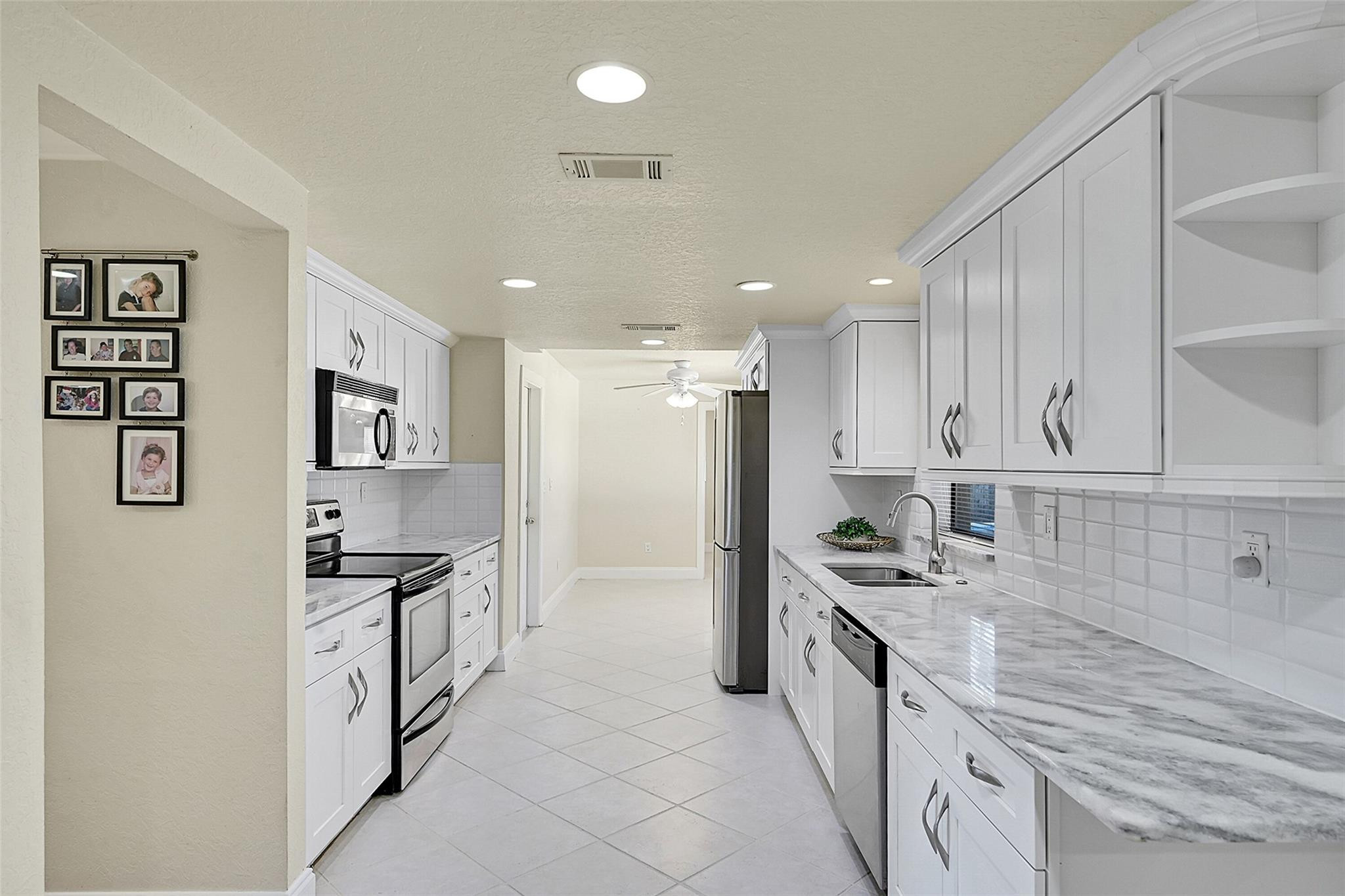 2800 NW 106th Ave