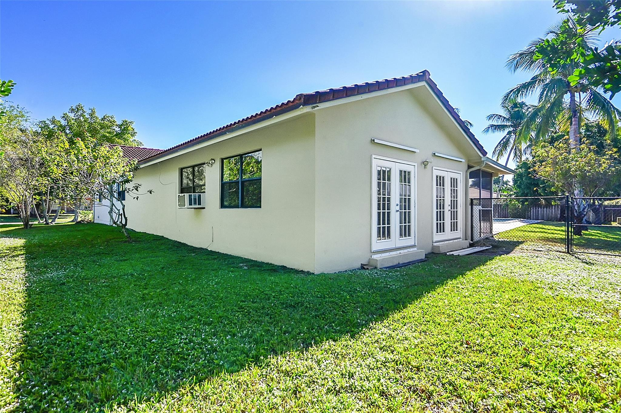 2800 NW 106th Ave