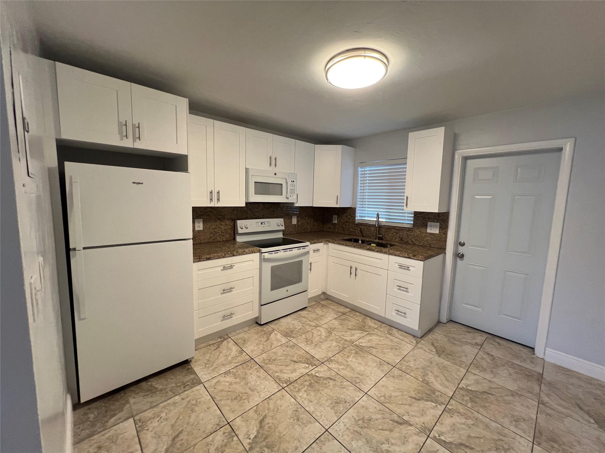 625 SW 4th St 2