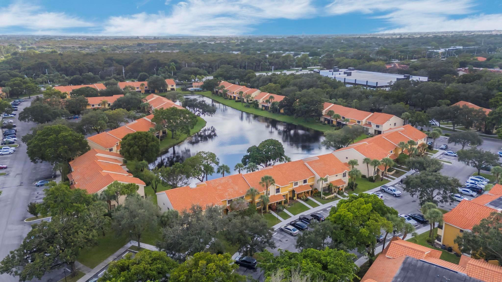 3694 Coral Tree Cir 3694