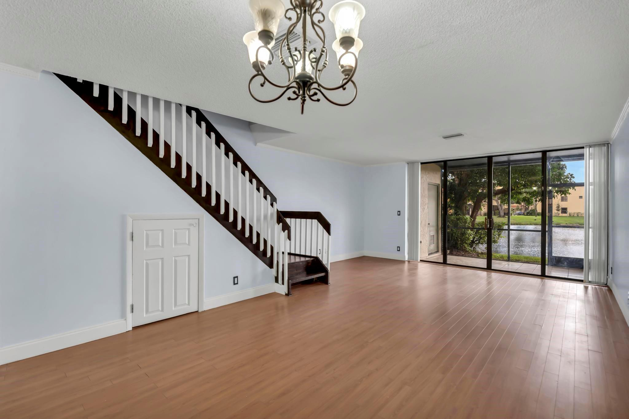 3694 Coral Tree Cir 3694