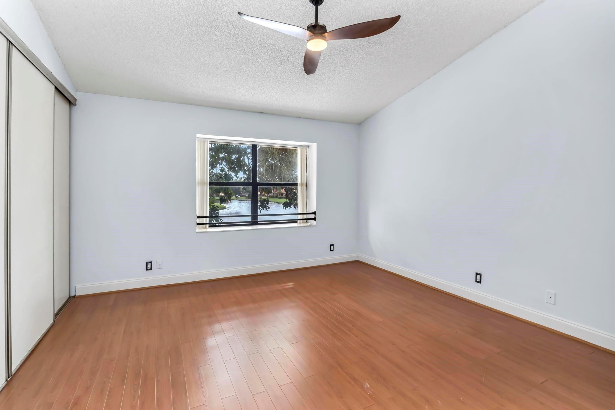 3694 Coral Tree Cir 3694