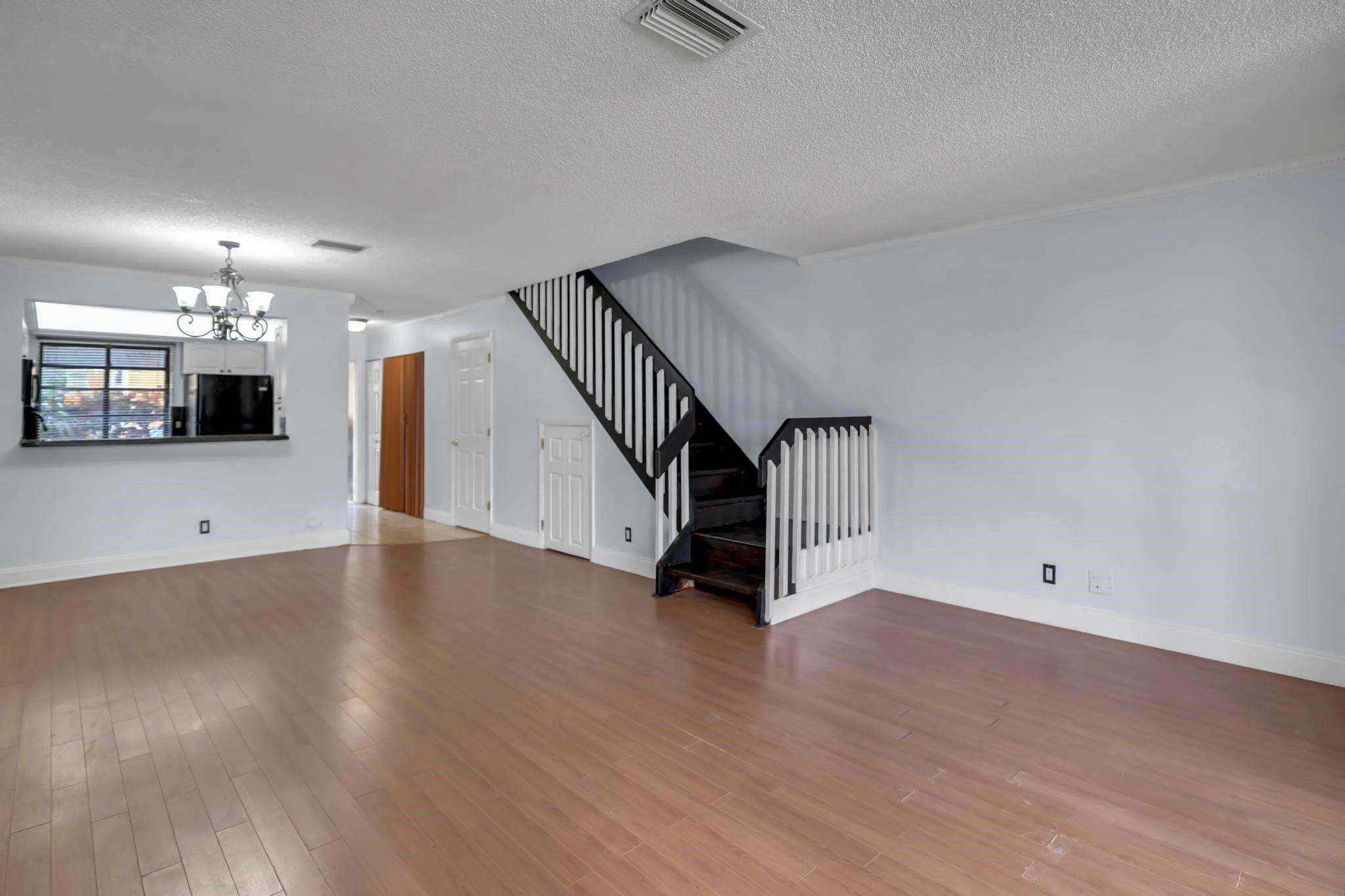 3694 Coral Tree Cir 3694