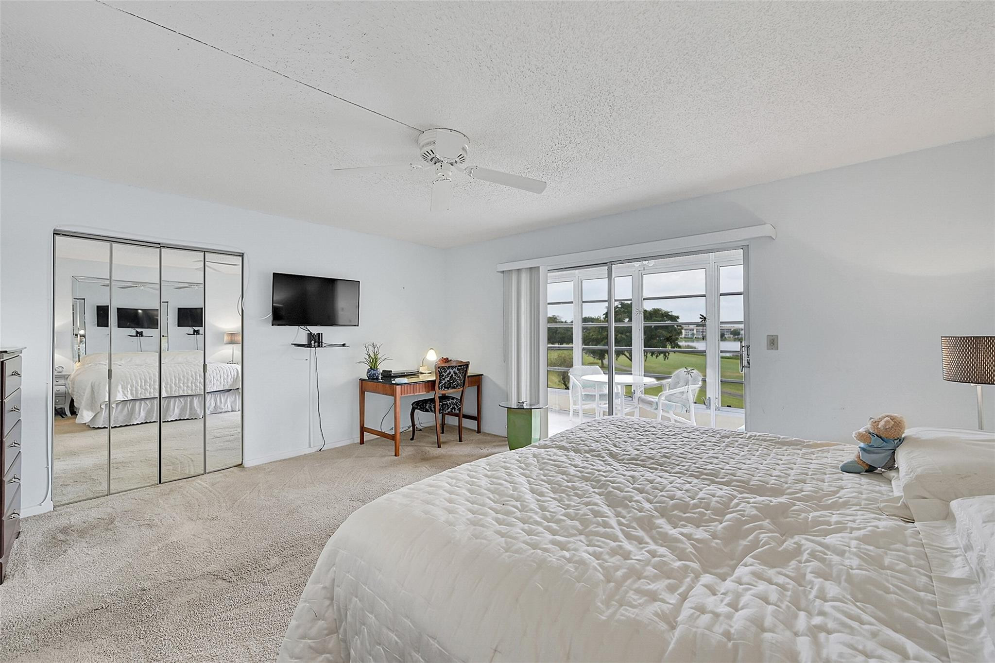 2801 Victoria Way G3