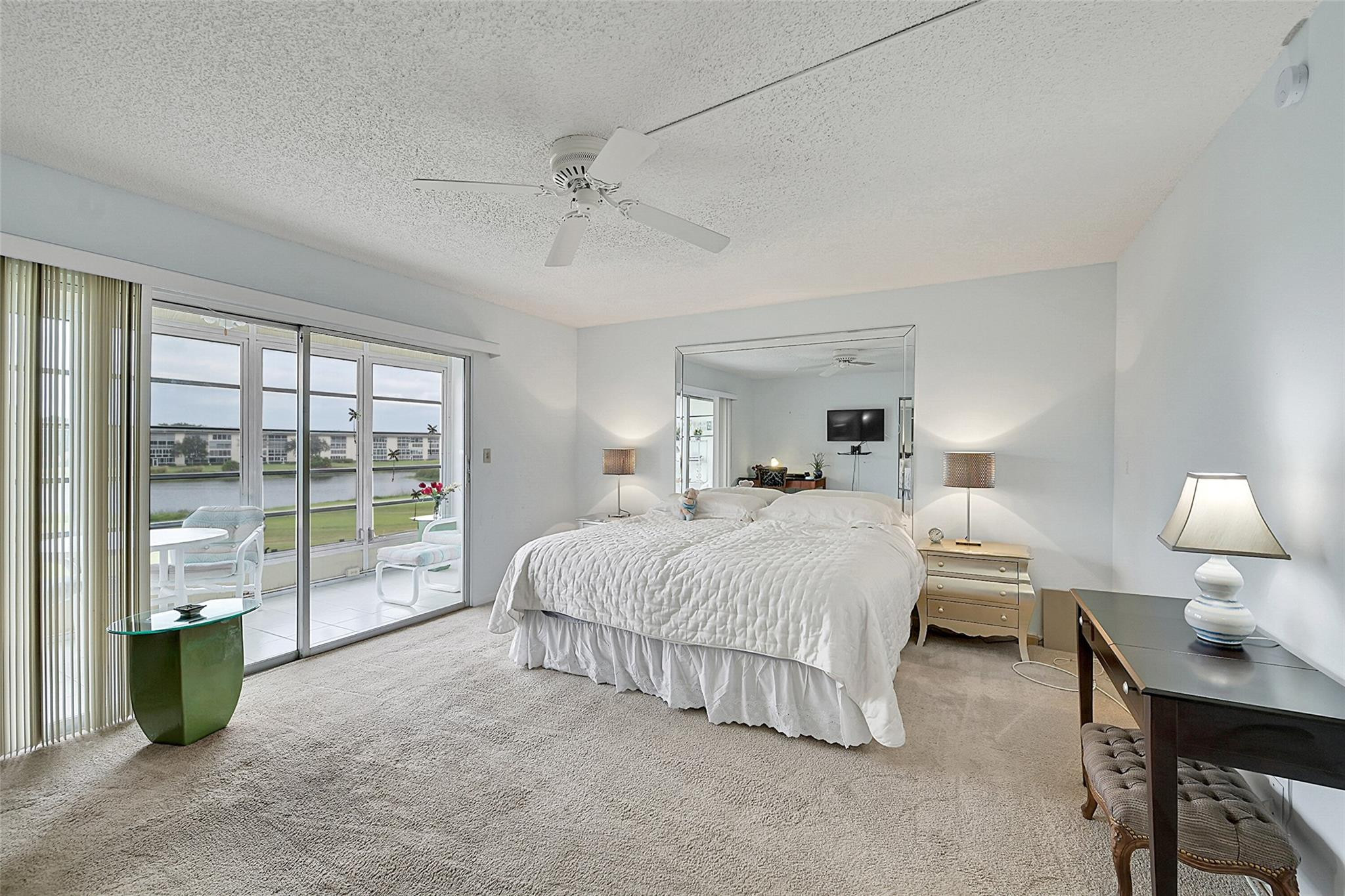 2801 Victoria Way G3