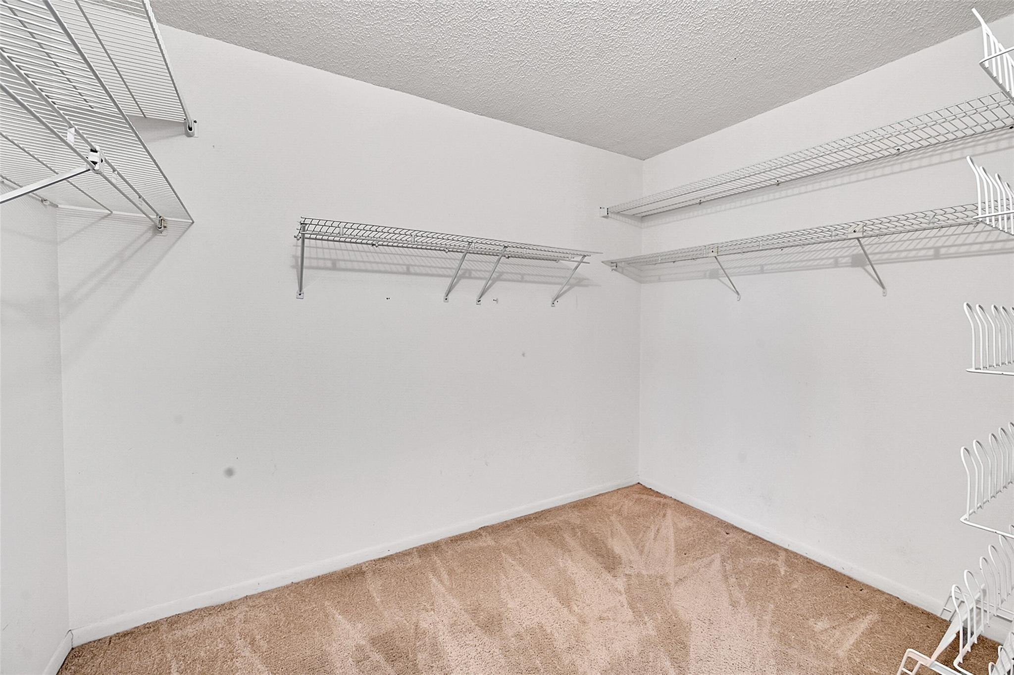 2801 Victoria Way G3