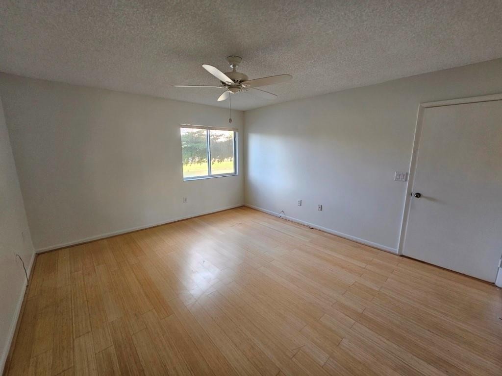 9537 Weldon Cir I201